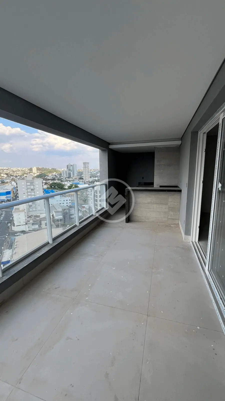 Apartamento à venda com 3 quartos, sendo 3 suítes - 186 m² - Tabajaras - Uberlândia/MG