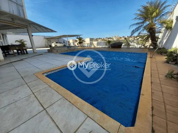 Sobrado 5 quartos no Vigilato Pereira, Uberlândia — foto 5 de 6