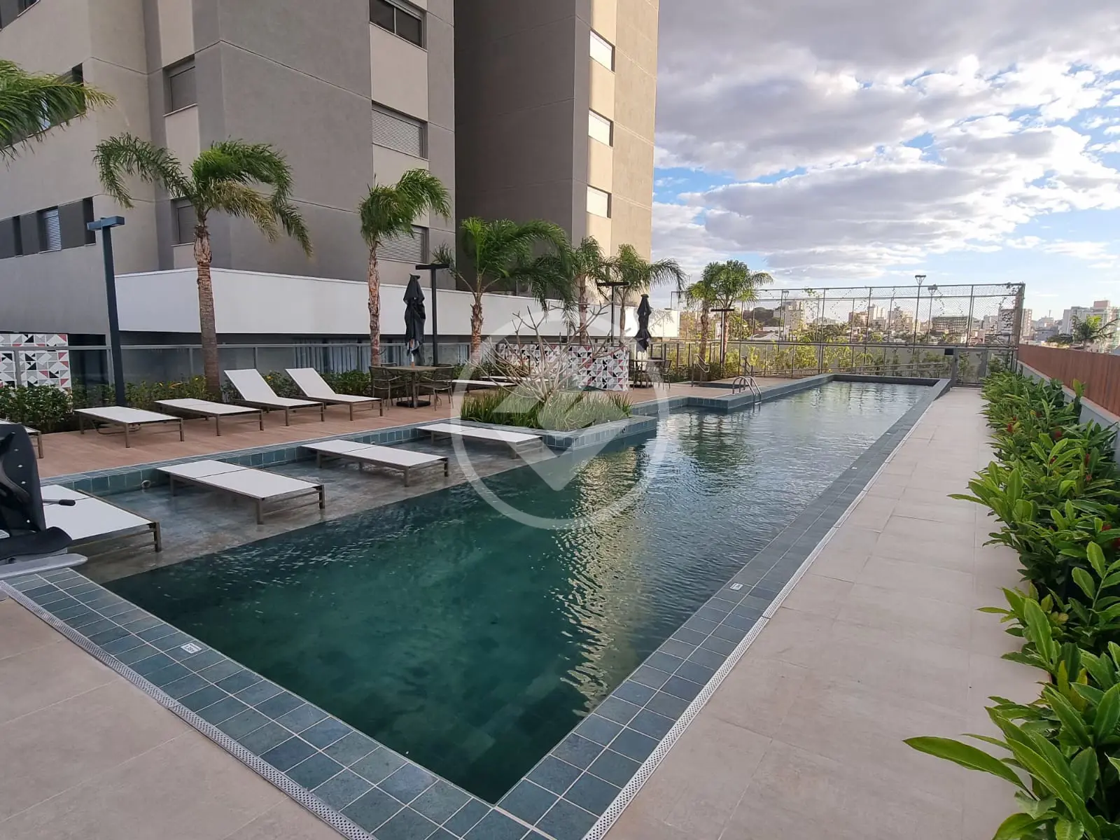 Apartamento à venda com 3 quartos, sendo 3 suítes – 187 m²- Morada Colina- Uberlândia/MG