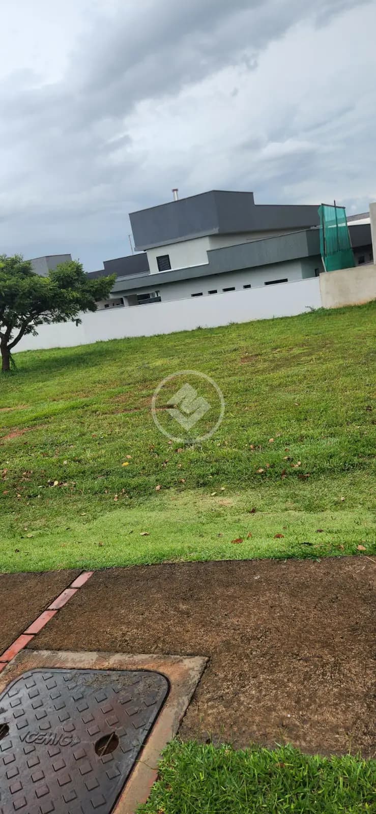 Terreno à venda – 421,01 m² - Laranjeiras - Uberlândia/MG
