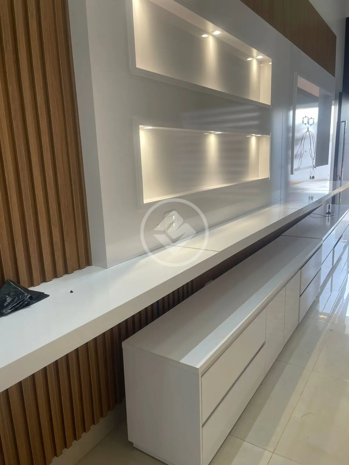 Casa à venda com 3 quartos, sendo 1 suíte – 170 m²- Grand Ville - Uberlândia/MG
