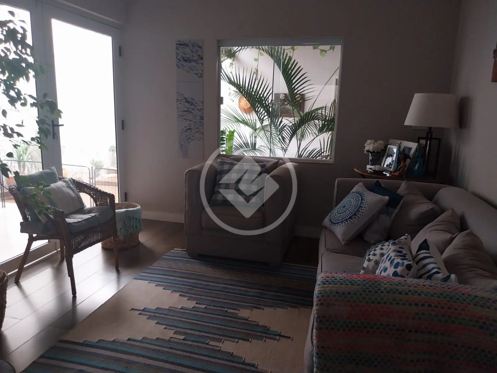 Casa à venda com 3 quartos, sendo 1 suíte – 144 m²- Bairro Brasil - Uberlândia/MG