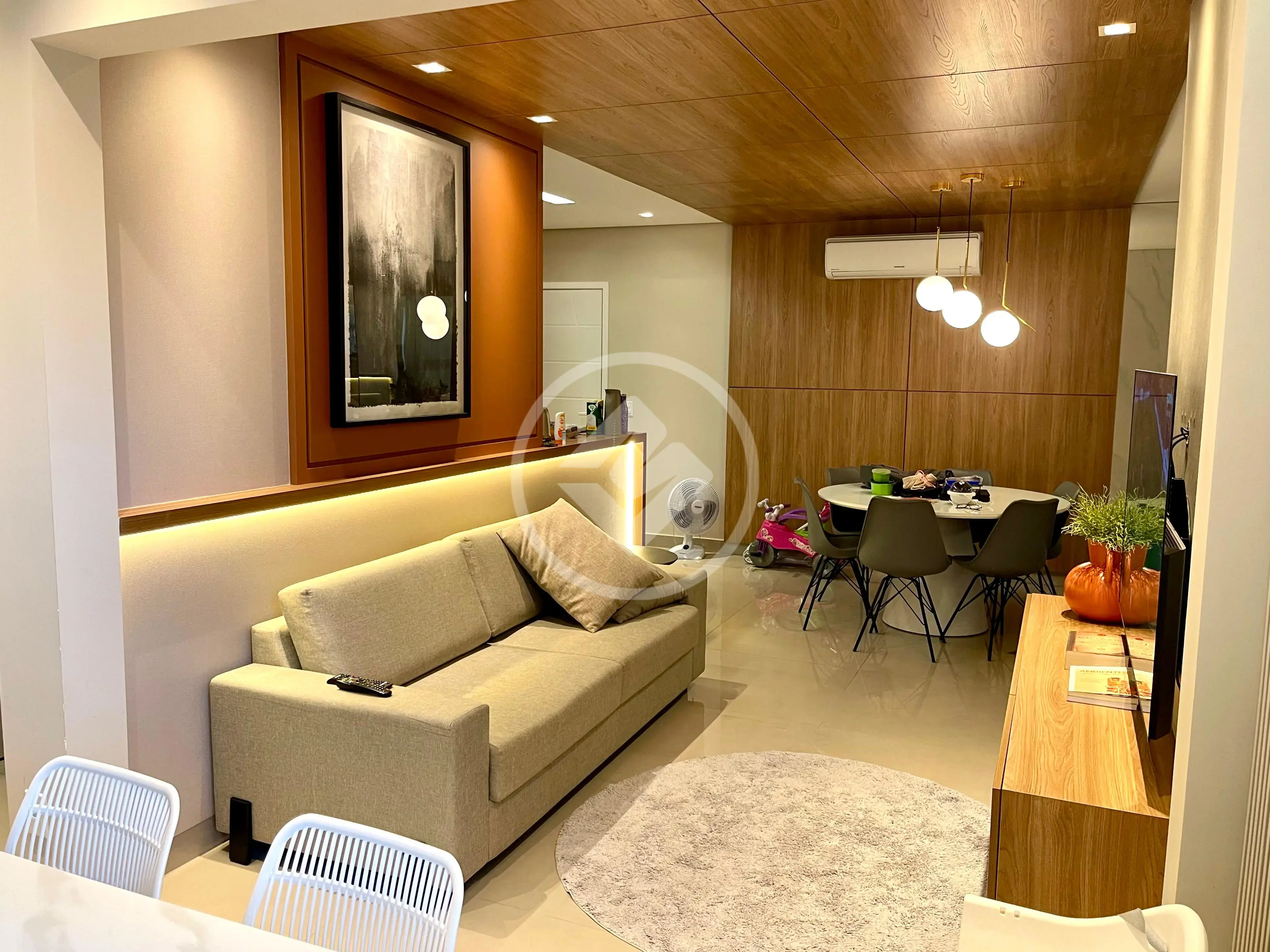 Apartamento à venda com 2 quartos sendo 1 Suíte, 96m² - Cazeca - Uberlândia/MG