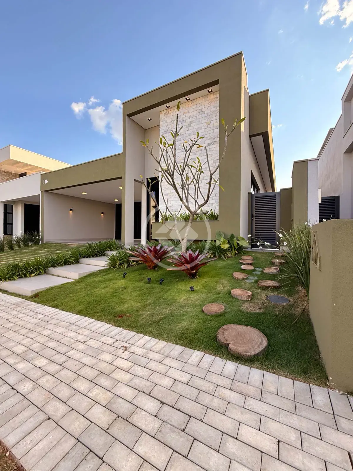 Casa Condomínio Laranjeiras, Uberlândia - MG — foto 1