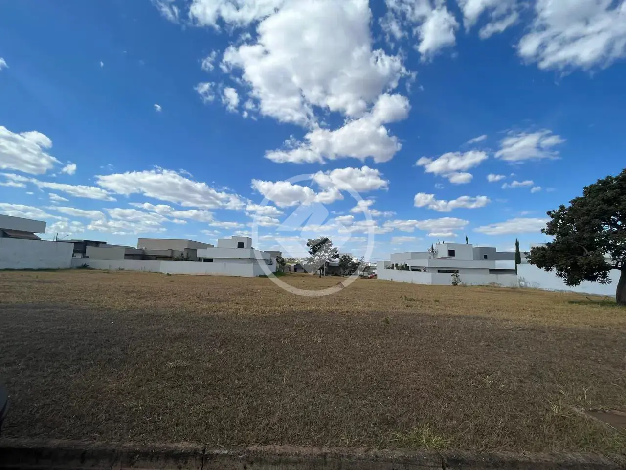 Terreno Condomínio Laranjeiras, Uberlândia - MG — foto 1