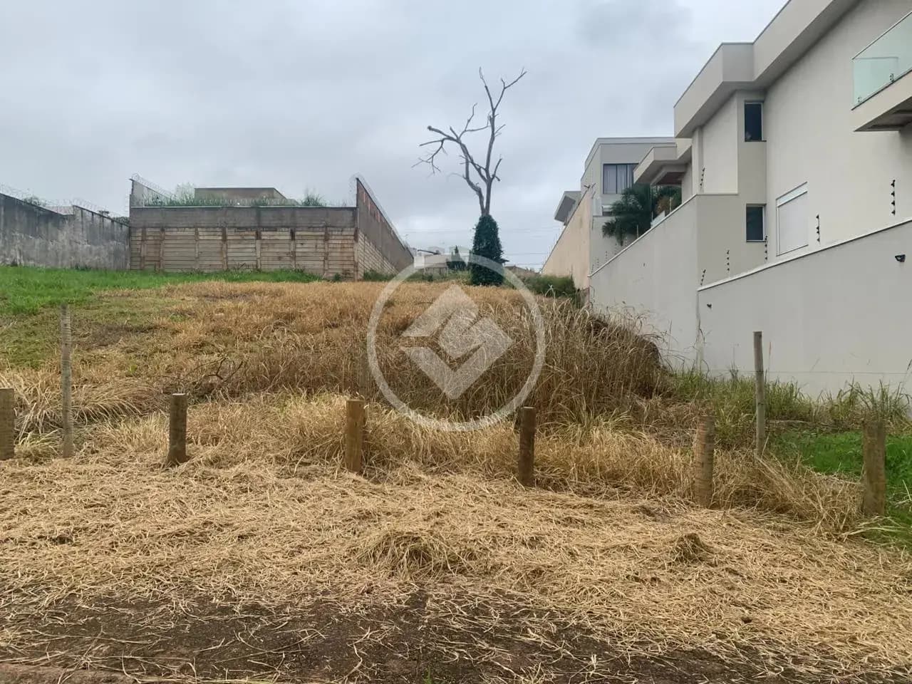 Terreno Jardim Karaíba, Uberlândia - MG — foto 1