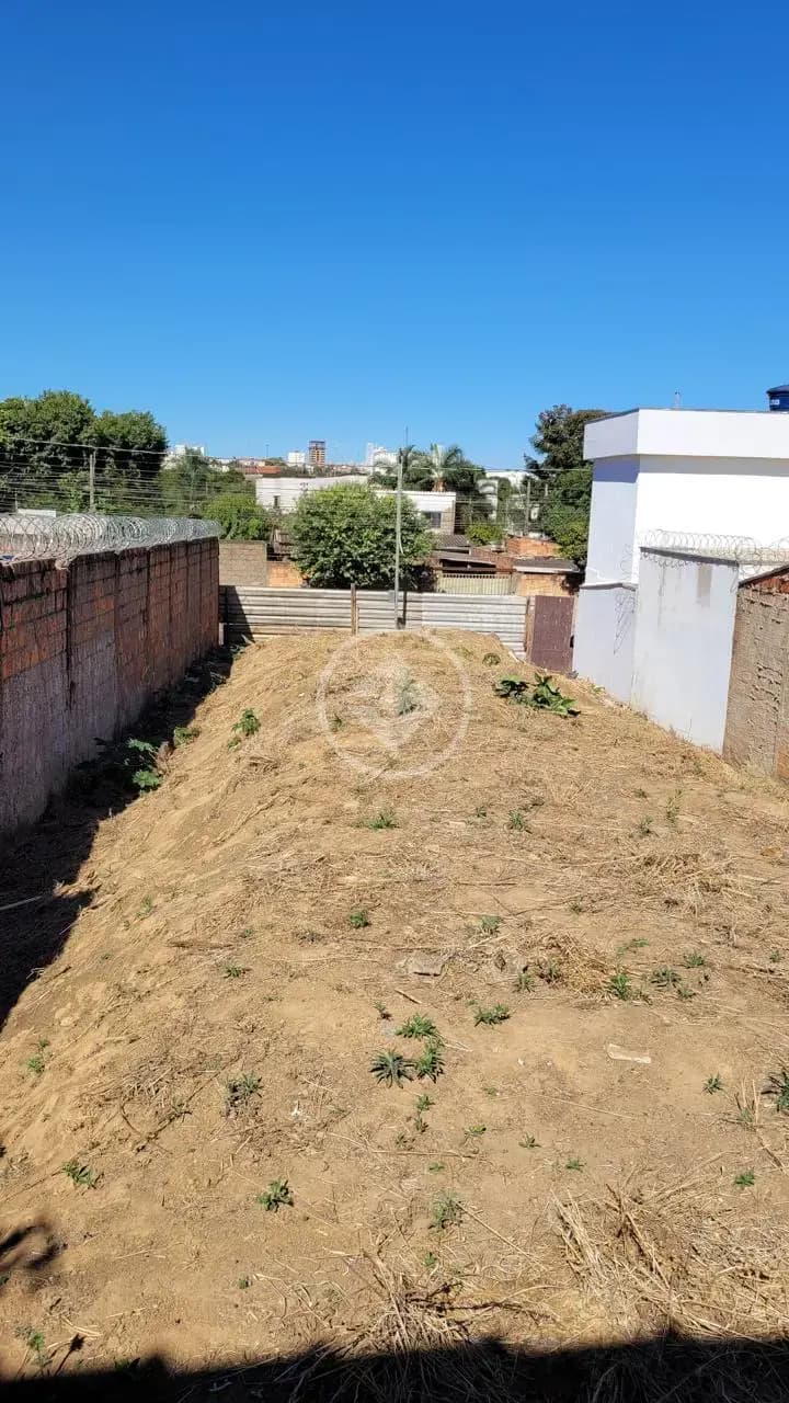 Terreno à venda – 300m² - Pampulha - Uberlândia/MG