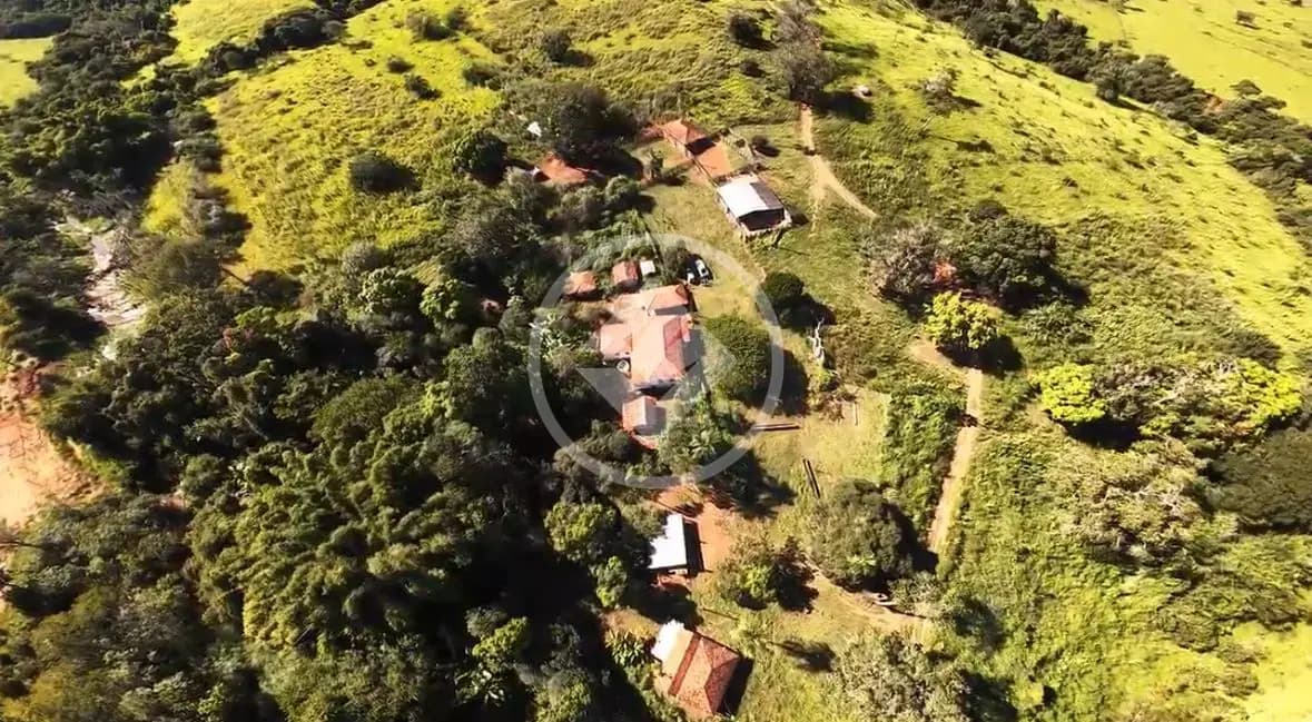 Fazenda Zona Rural, Araguari - MG — foto 1