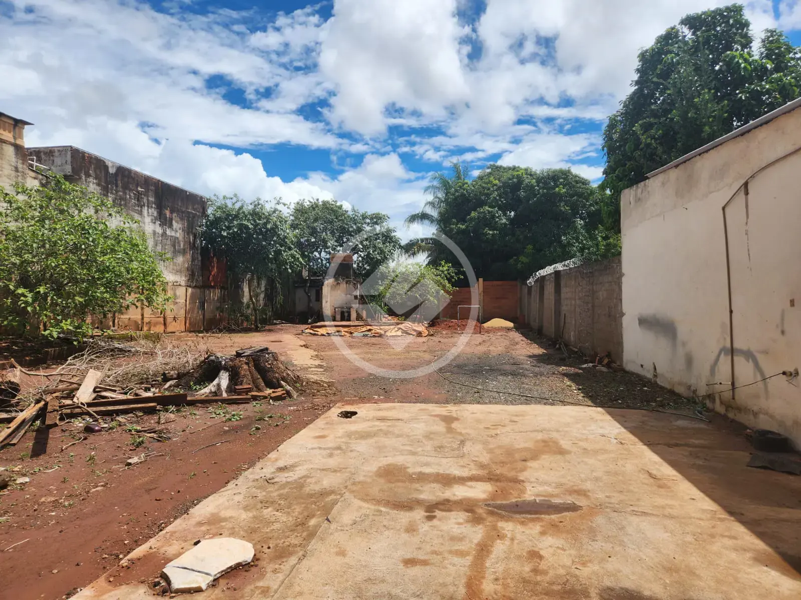 Terreno Vigilato Pereira, Uberlândia - MG — foto 1