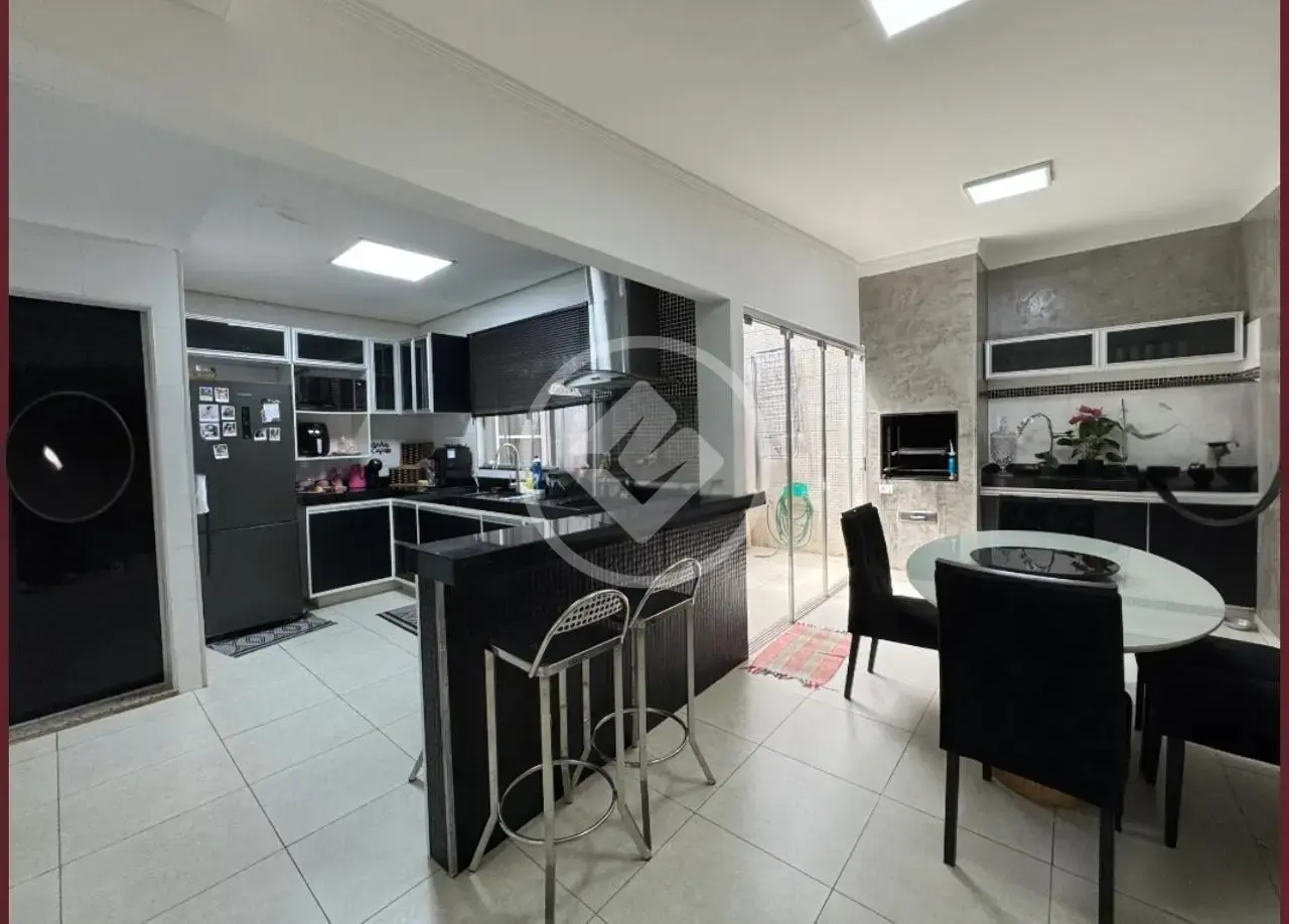 Casa Condomínio Aclimação, Uberlândia - MG — foto 2