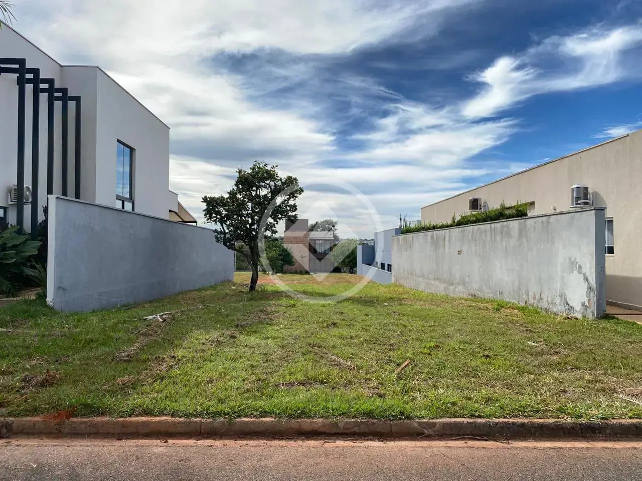 Terreno Condomínio Laranjeiras, Uberlândia - MG — foto 1