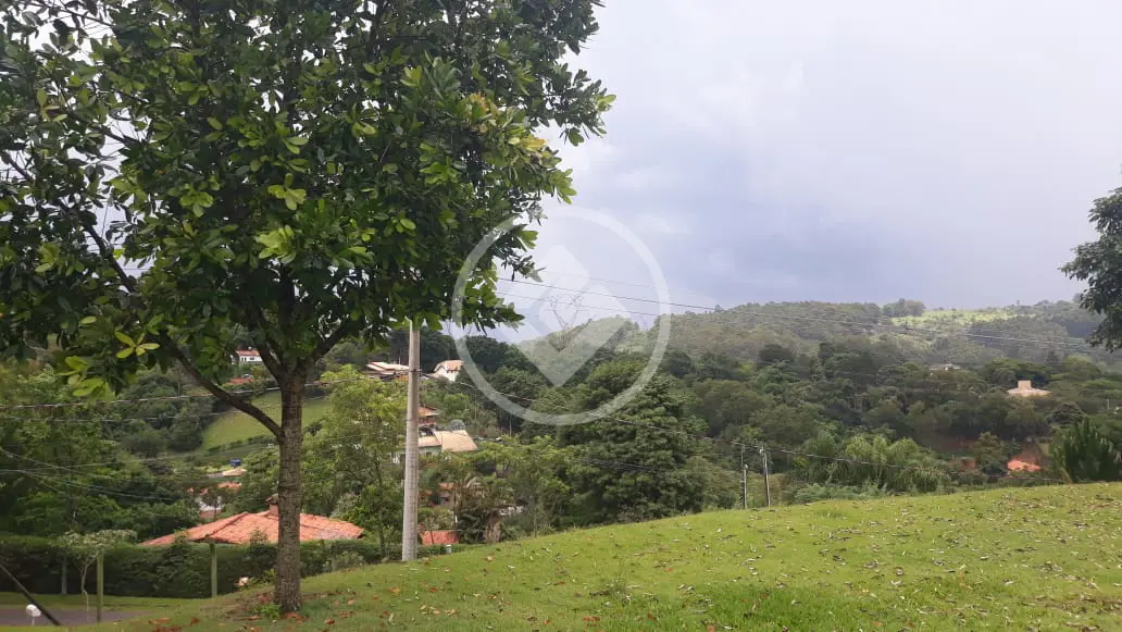 Casa à venda no Condomínio Vale da Santa Fé em Vinhedo/SP