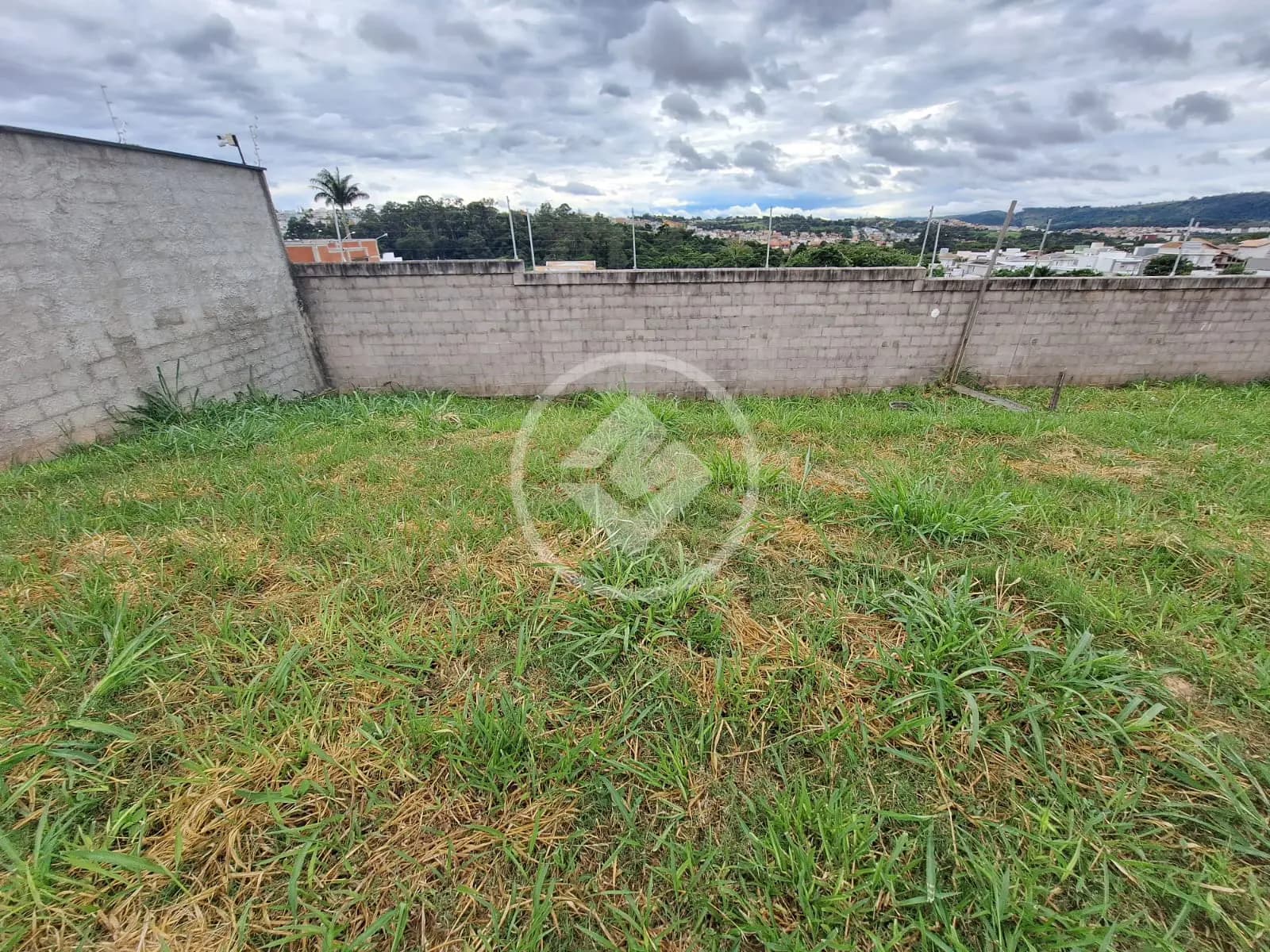 Terreno Condomínio Vila Capuava, Valinhos - SP — foto 1