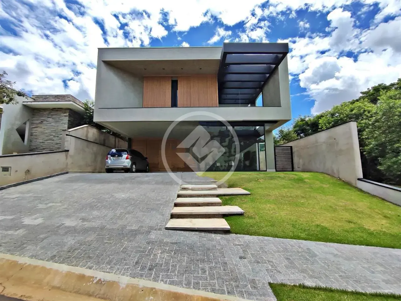 Casa de Alto padrão á venda no Condomínio Reserva do Itamaracá em Valinhos/SP