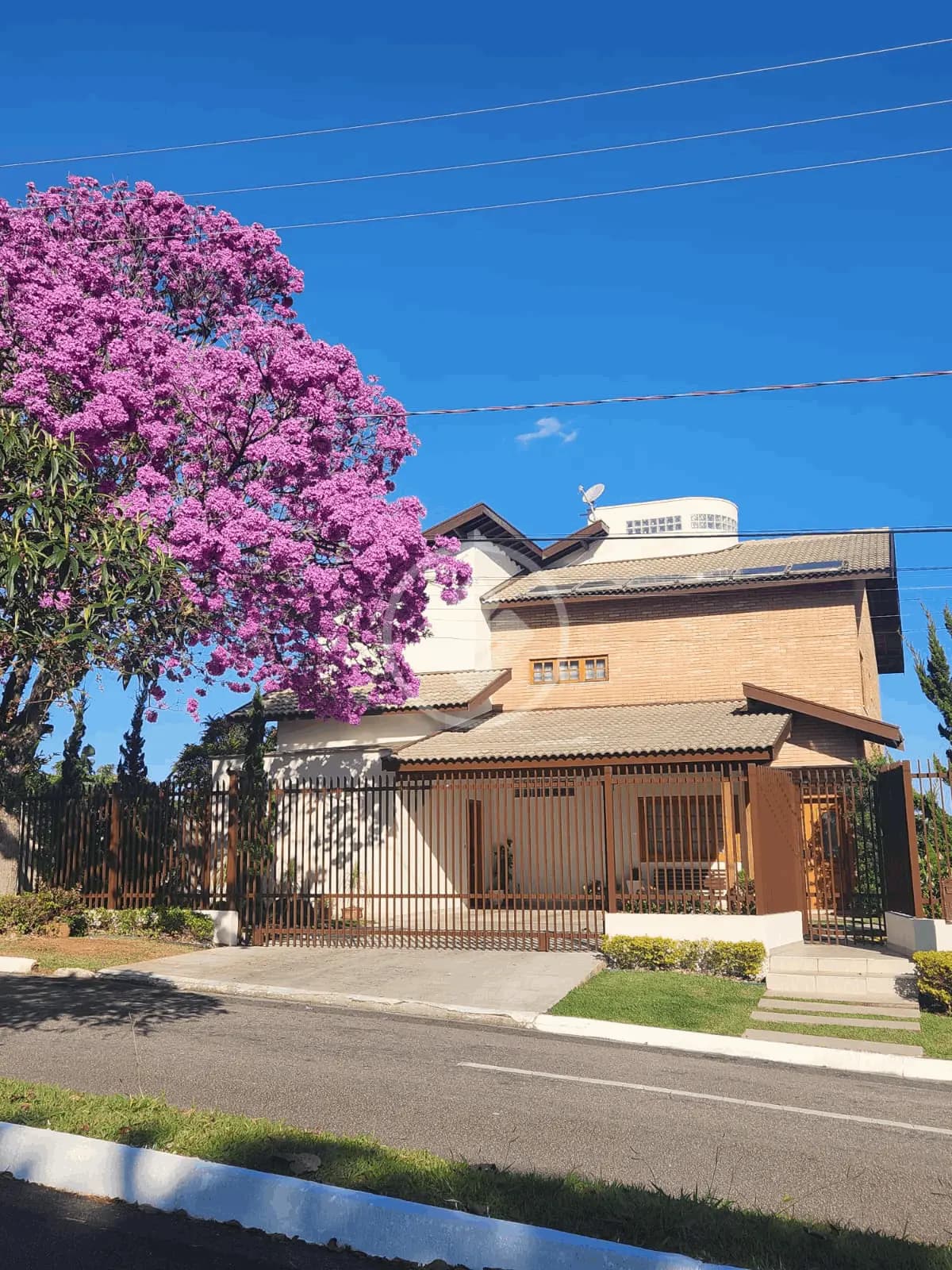 Casa à venda com 4 suítes no Condomínio Vista Alegre Café em Vinhedo