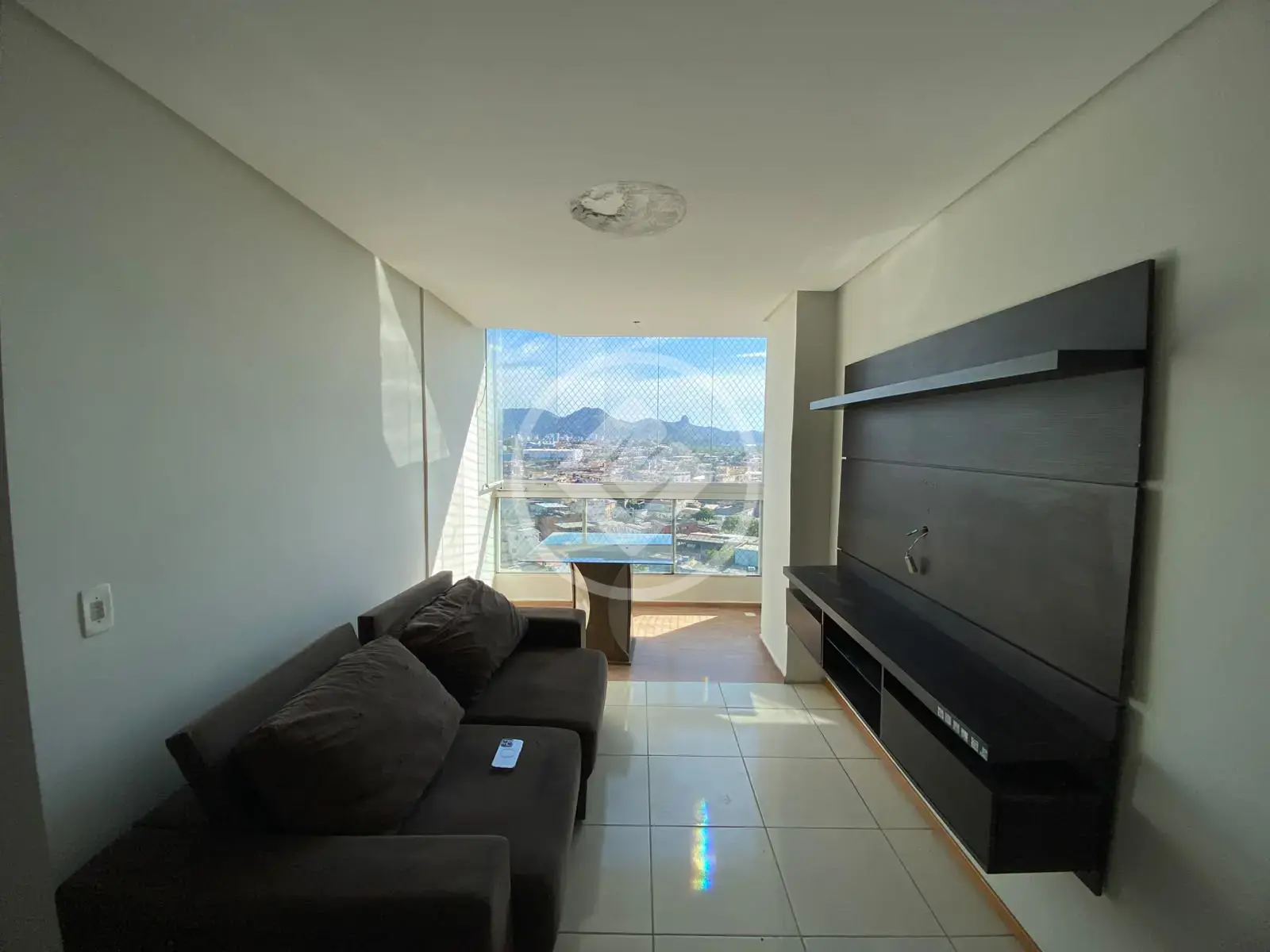COND VILLA ARIBIRI - AP 2 QUARTOS - SEMIMOBILIADO - VISTA LIVRE - ANDAR ALTO - VARANDA - LAZER COMPLETO