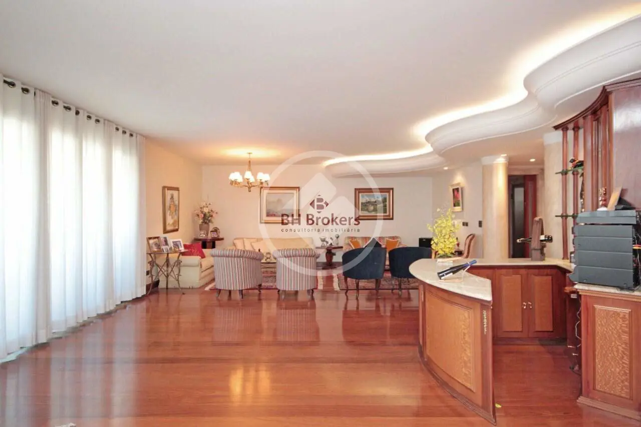 Apartamento com 4 quartos à venda no bairro Lourdes — Lourdes, Belo Horizonte