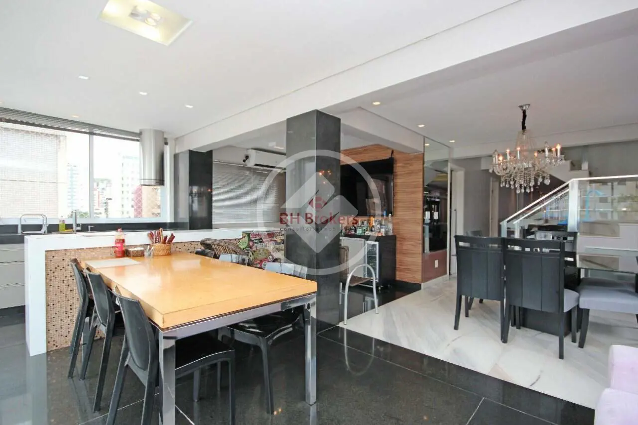 Cobertura duplex com 4 quartos à venda no bairro Carmo — Carmo, Belo Horizonte