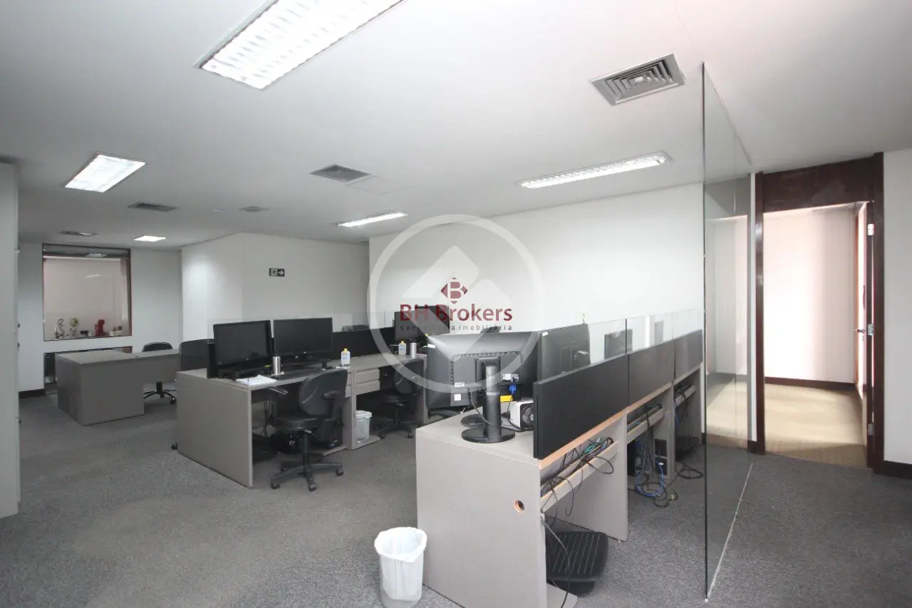 Sala comercial à venda no bairro Funcionários — Funcionários, Belo Horizonte