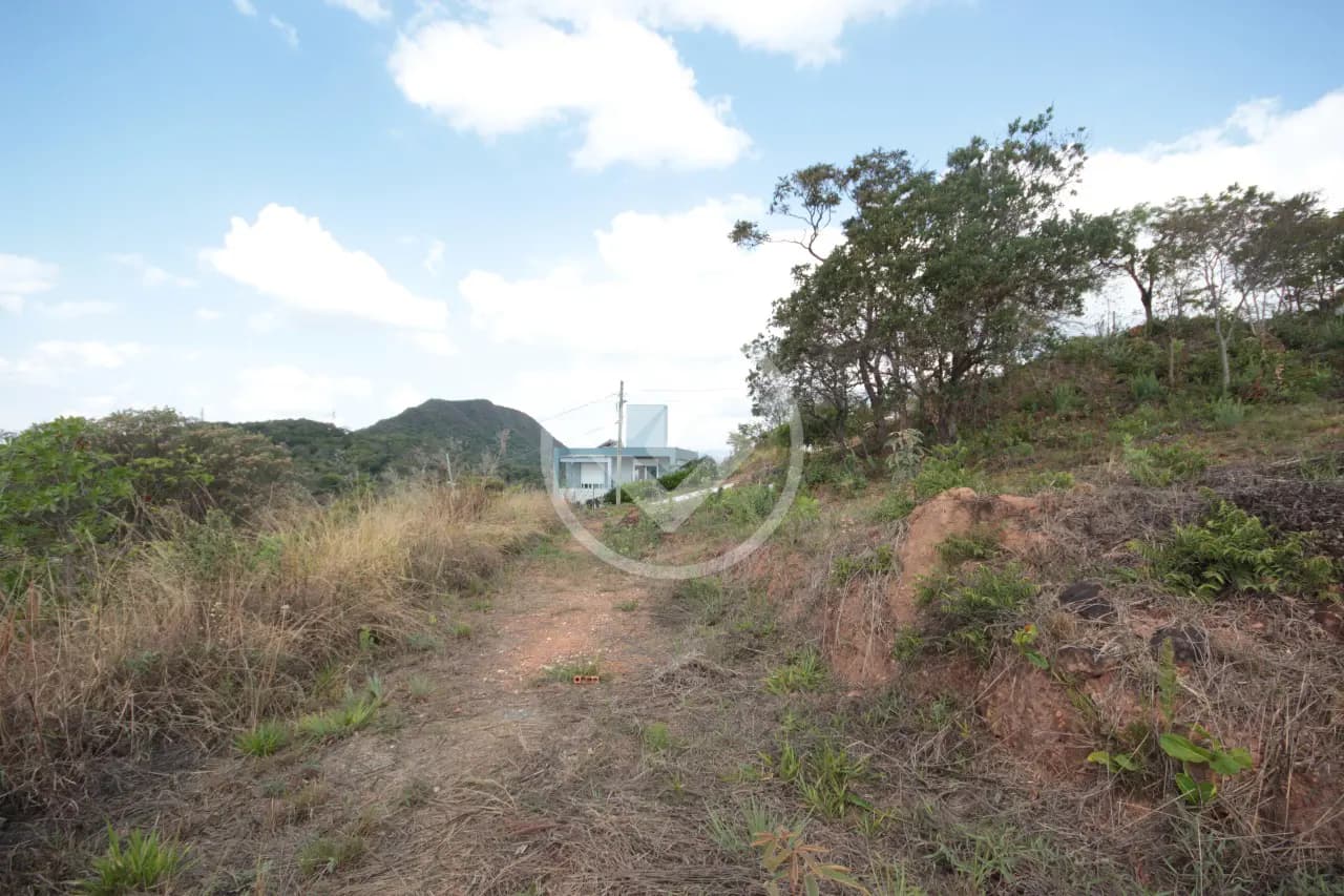 Terreno condomínio à venda no bairro Vale do Sereno — Vale do Sereno, Nova Lima