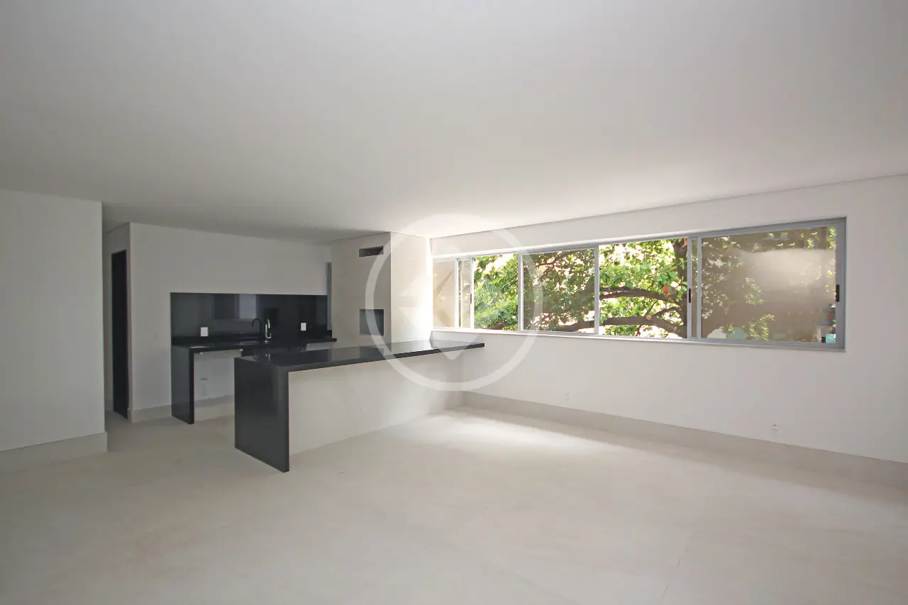 Apartamento garden com 3 quartos à venda no bairro Lourdes — Lourdes, Belo Horizonte