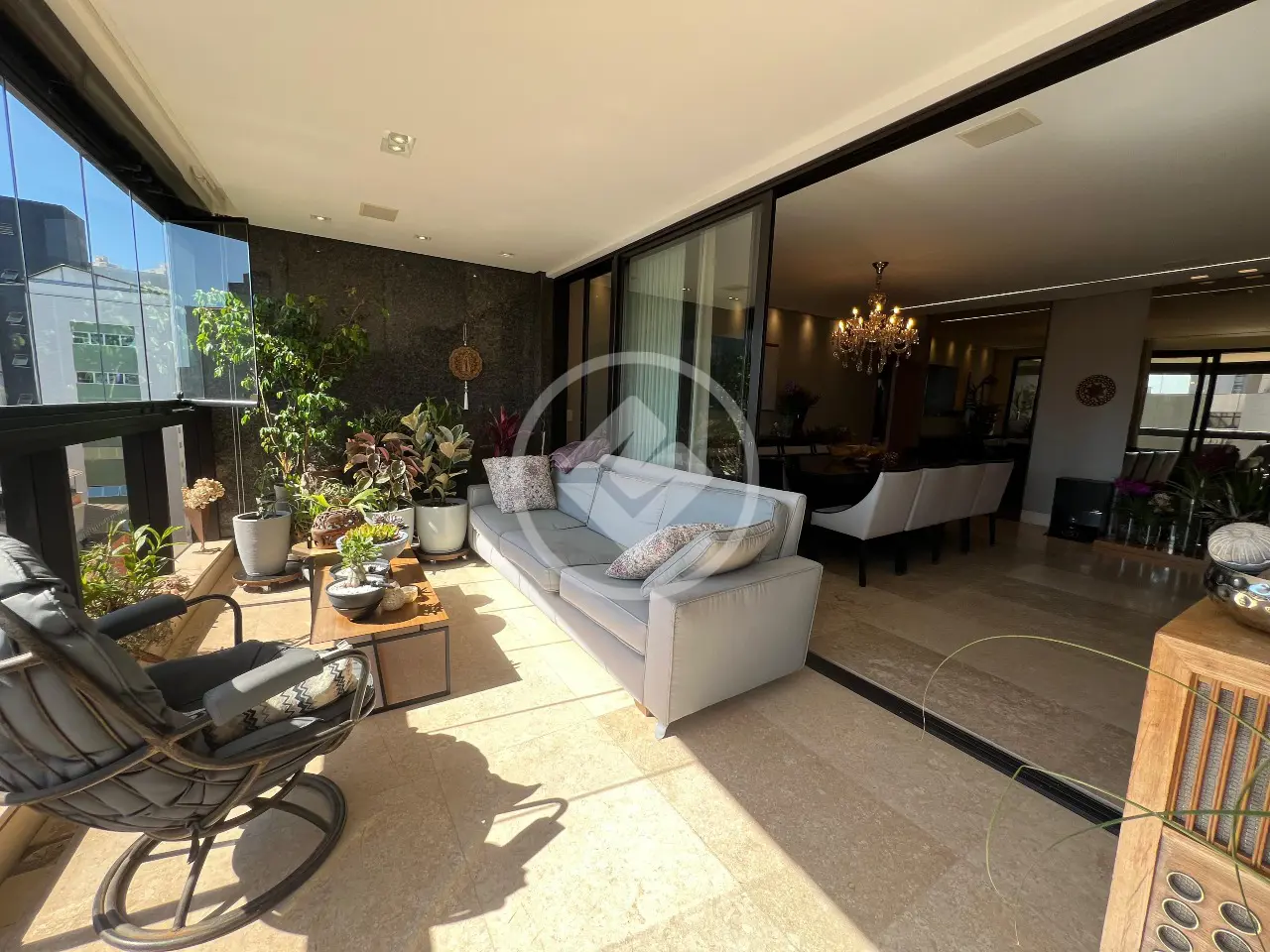 Apartamento com 4 quartos à venda no bairro Funcionários — Funcionários, Belo Horizonte
