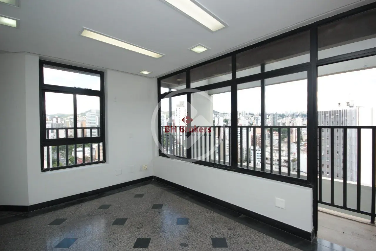 Sala comercial à venda no bairro Lourdes — Lourdes, Belo Horizonte