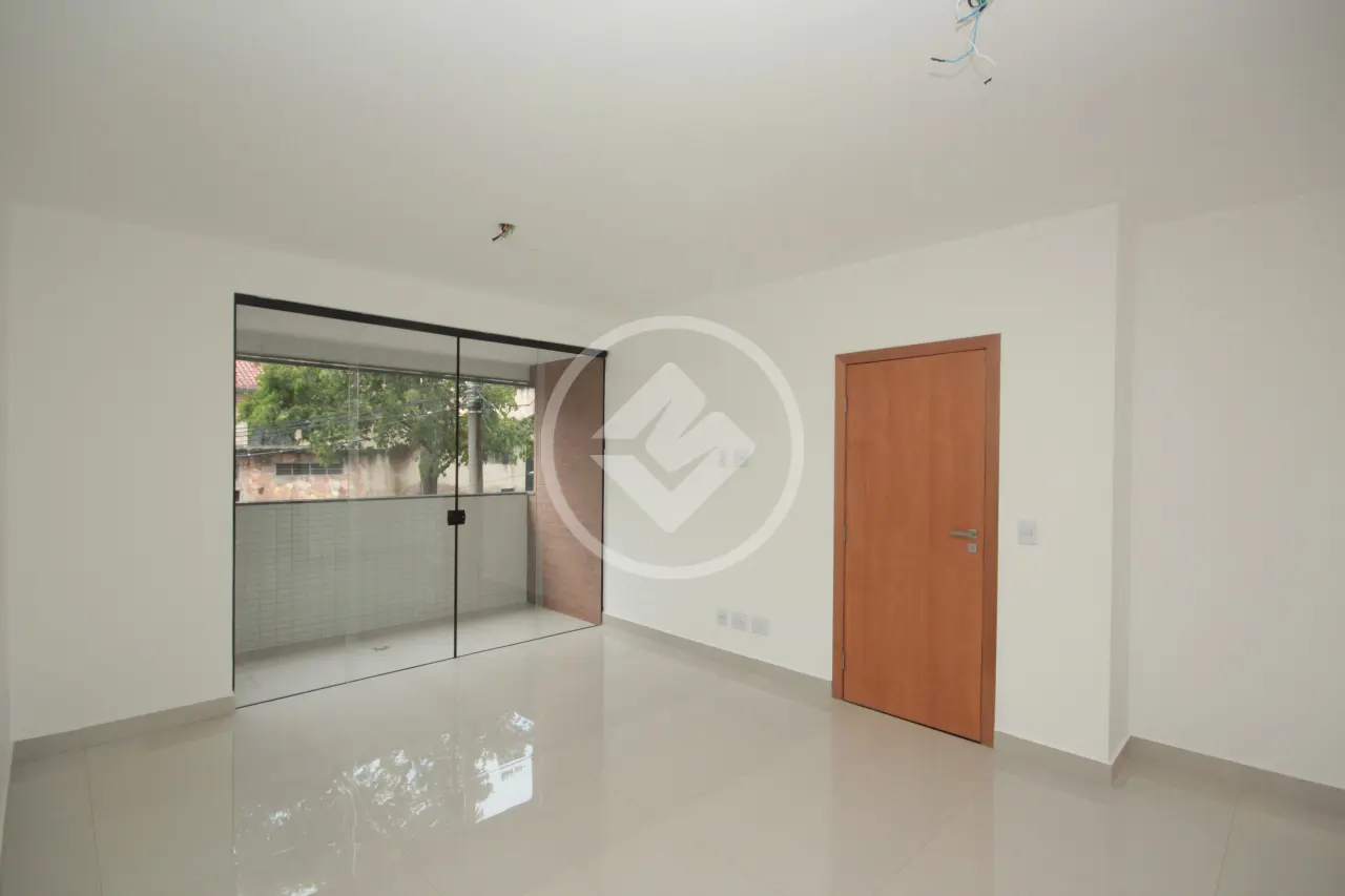 Apartamento com 3 quartos à venda no bairro Funcionários — Funcionários, Belo Horizonte