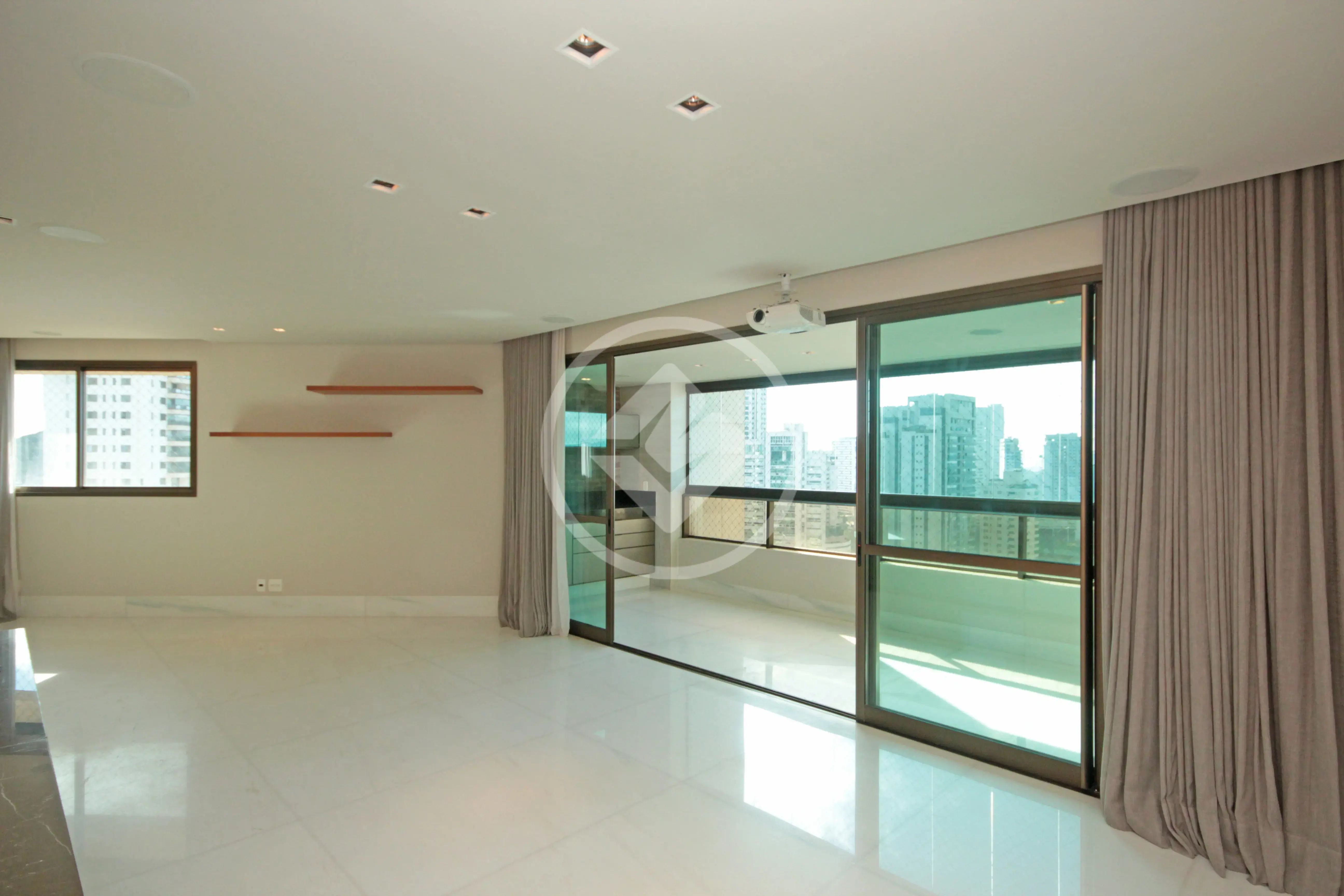 Apartamento com 4 quartos à venda no bairro Vila da Serra — Vila da Serra, Nova Lima