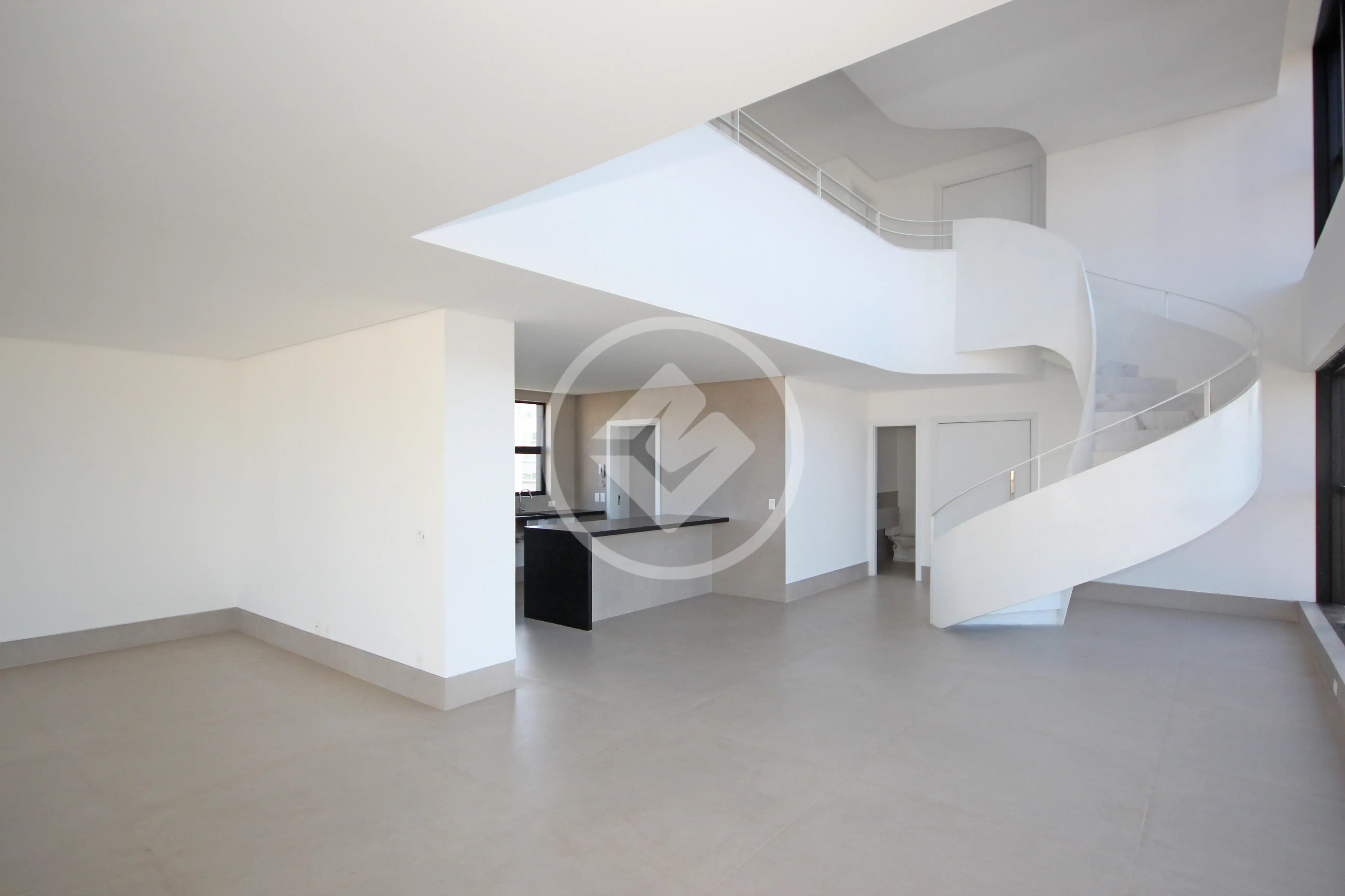 Apartamento duplex com 4 quartos à venda no bairro Vale do Sereno — Vale do Sereno, Nova Lima