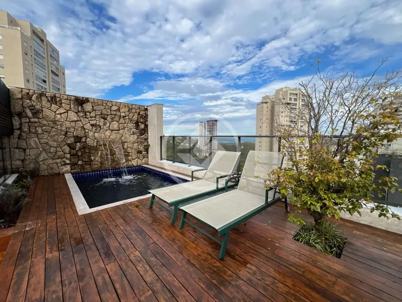Cobertura duplex com 3 quartos à venda no bairro Vale do Sereno — Vale do Sereno, Nova Lima