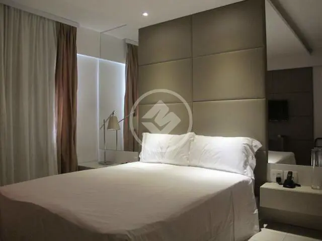 Flat compacto