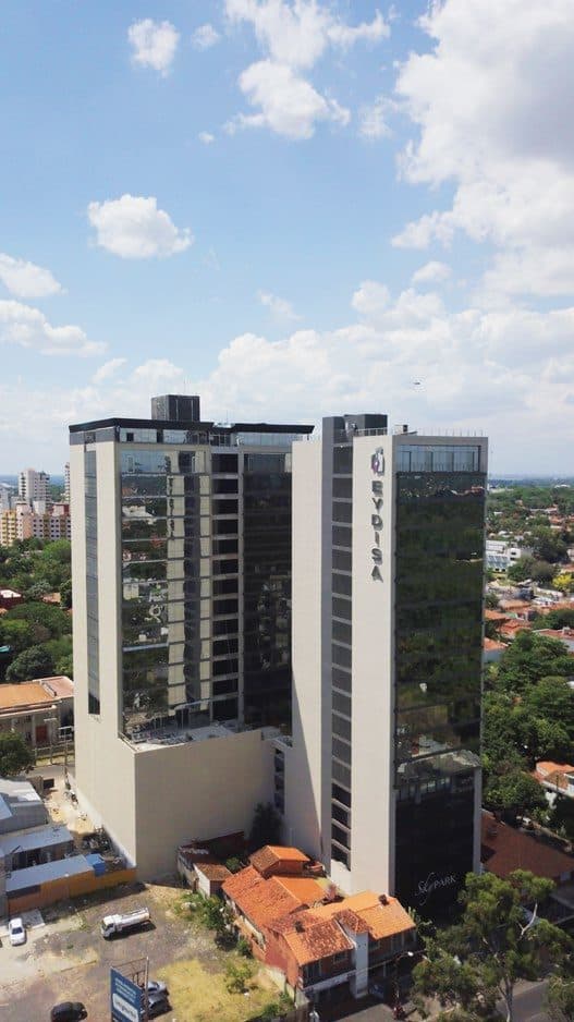 Edifício Skypark, sede da Eydisa em Assunção