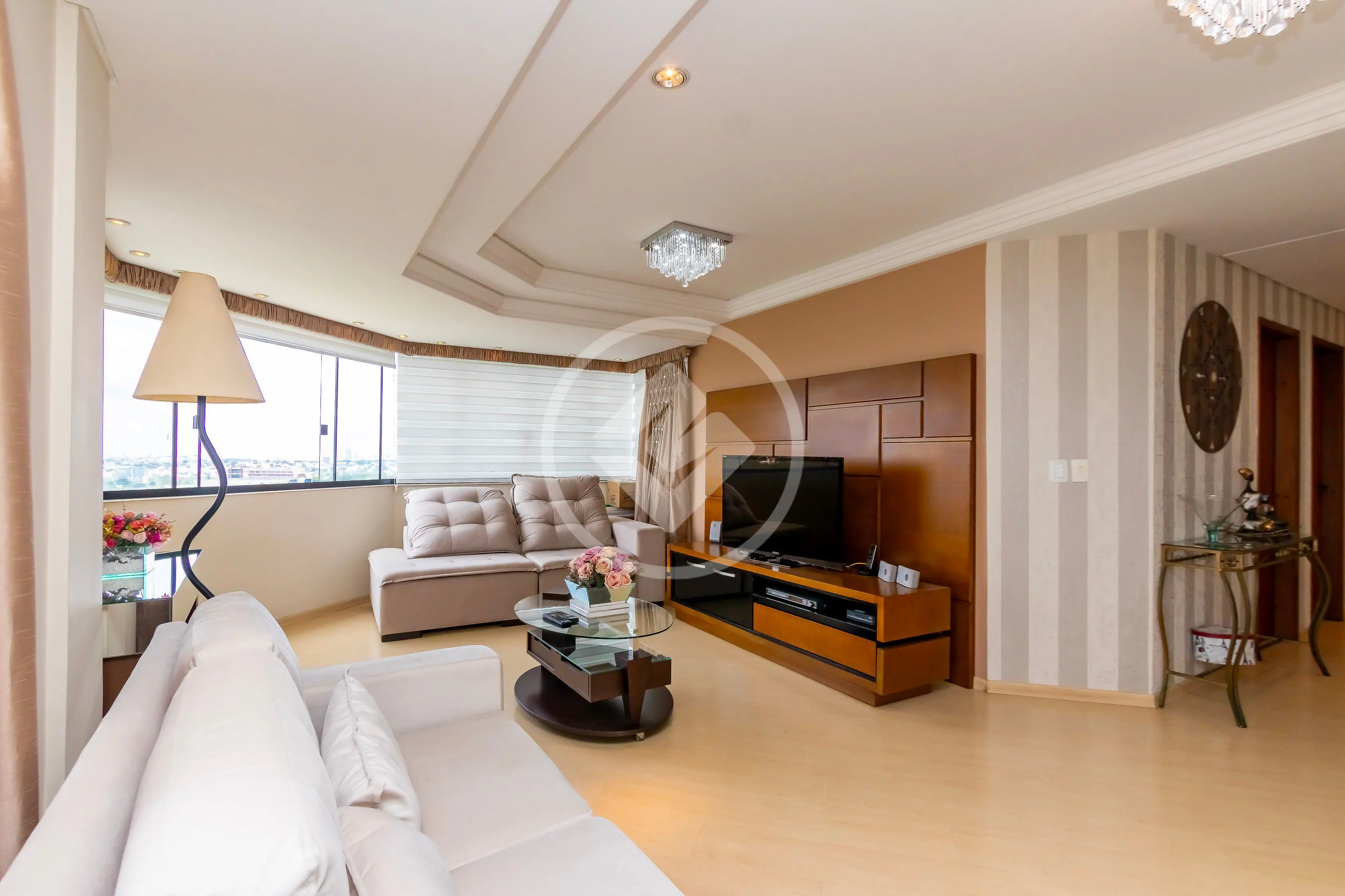 Apartamento à venda no bairro Centro, Curitiba