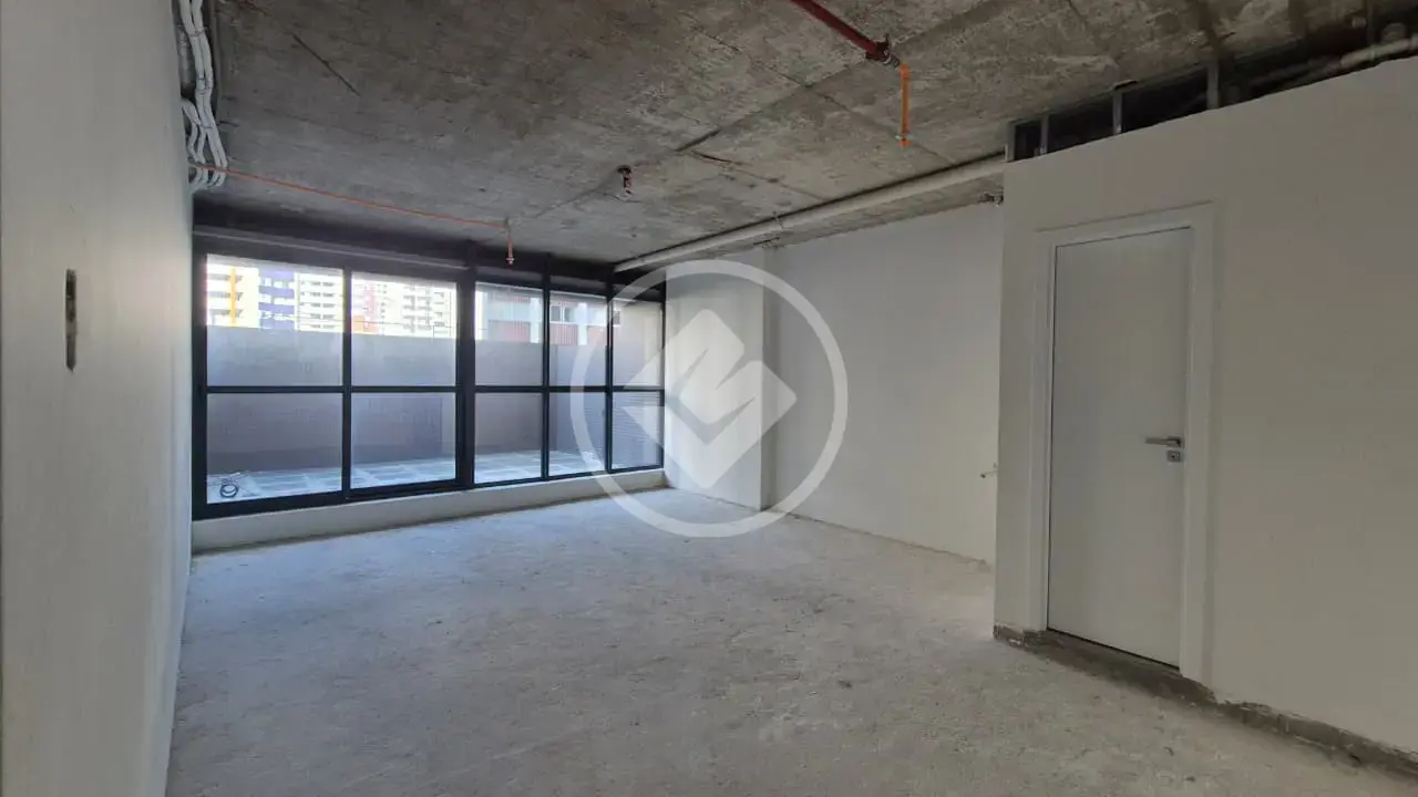 Sala comercial à venda no bairro Água Verde, Curitiba – foto 4 de 24