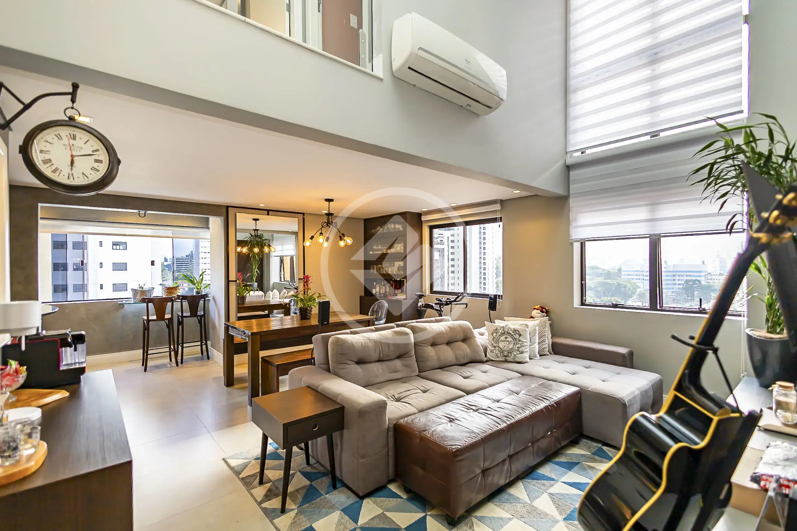 Apartamento à venda no bairro Cabral, Curitiba