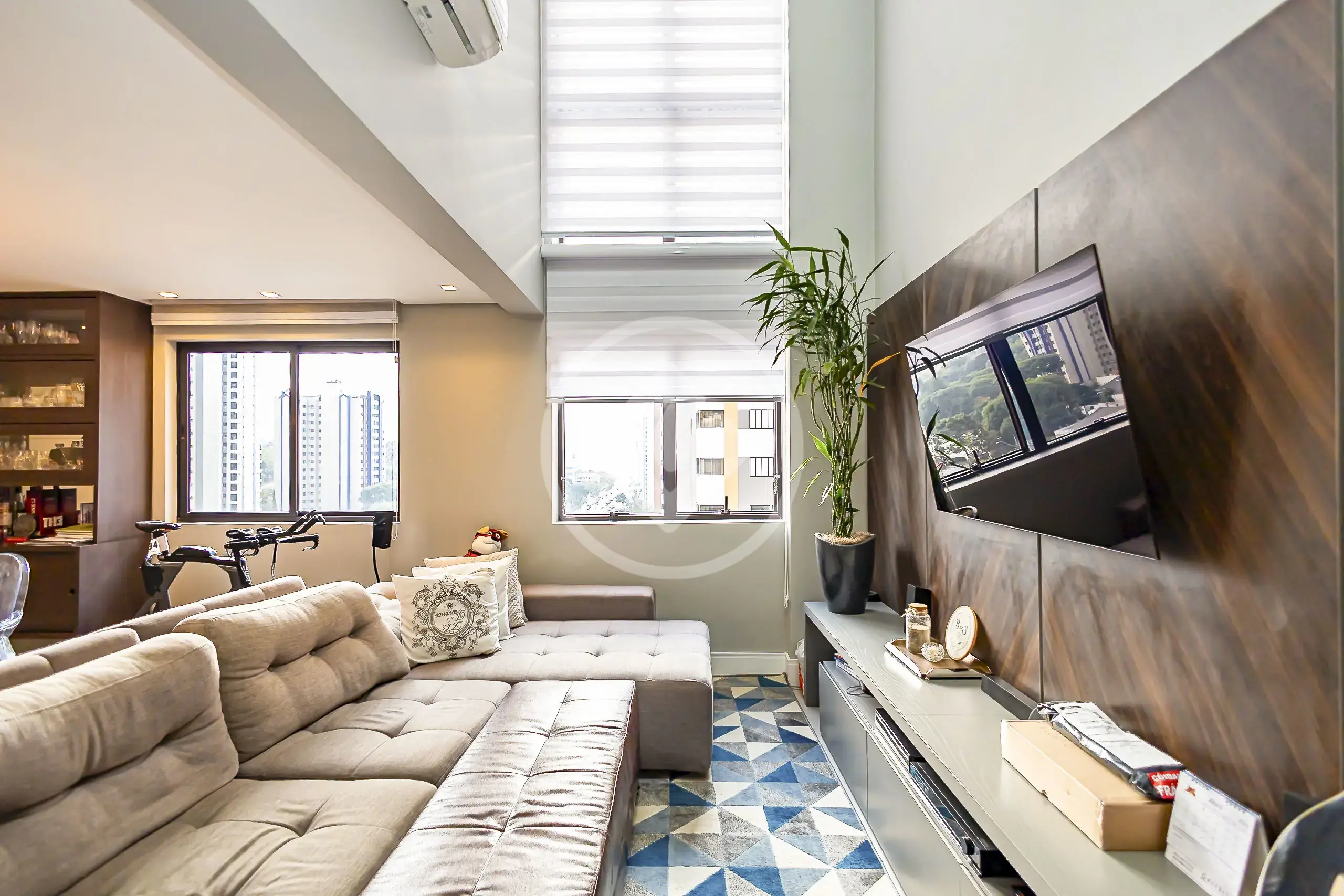 Apartamento à venda no bairro Cabral, Curitiba – foto 3 de 19