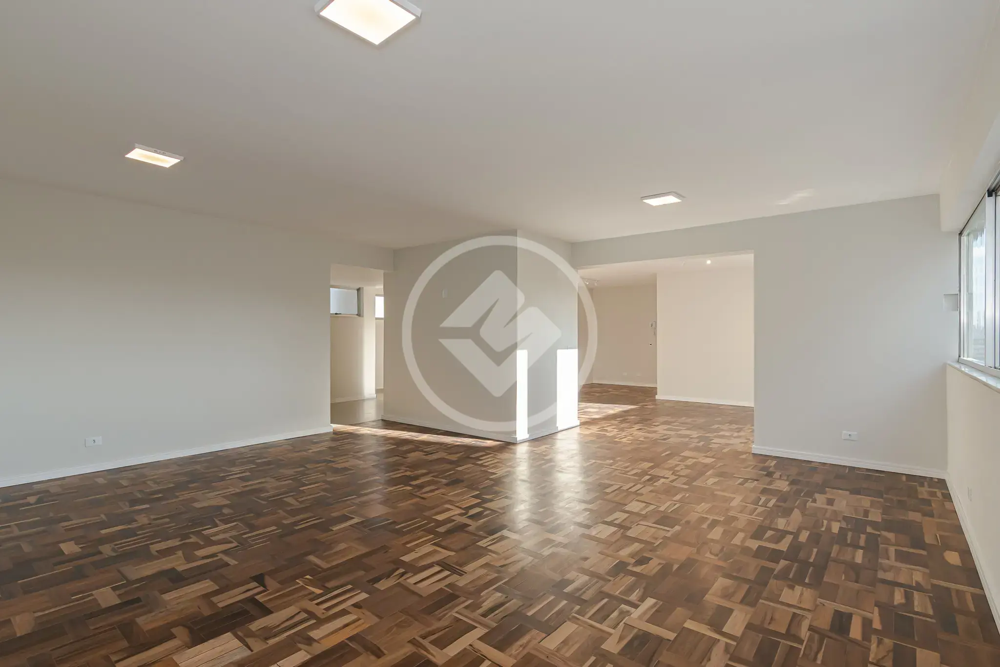 Apartamento à venda no bairro Batel, Curitiba