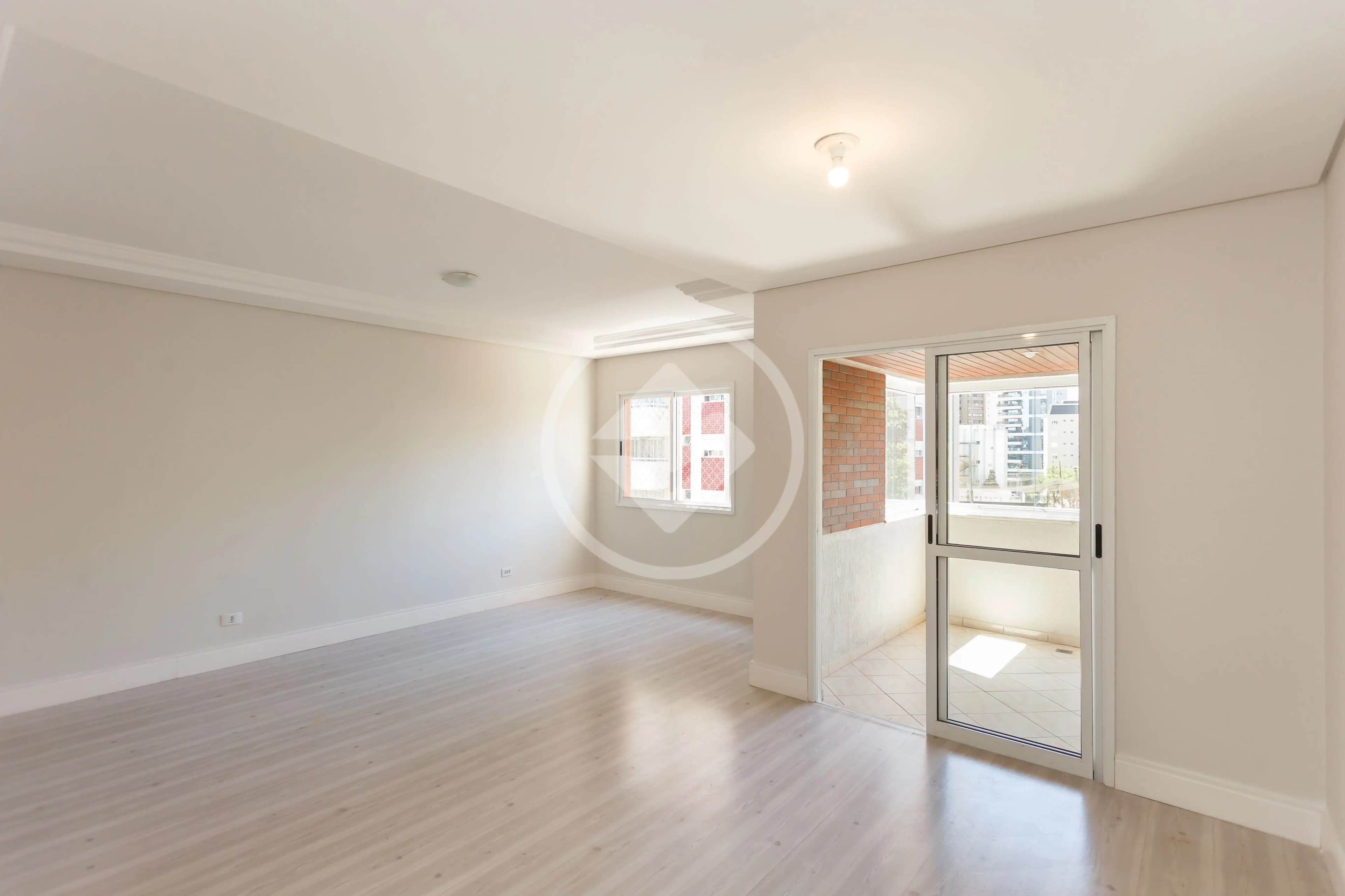 Apartamento à venda no bairro Ahú, Curitiba – foto 1 de 28