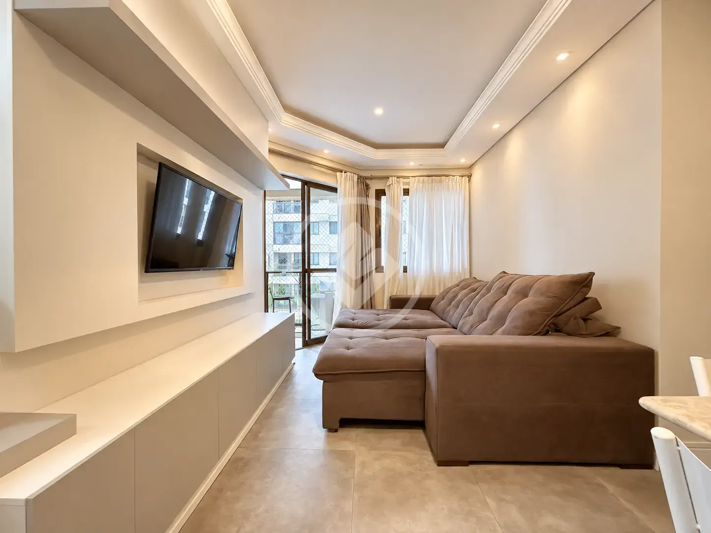 Apartamento à venda no bairro Capão Raso, Curitiba – foto 2 de 17