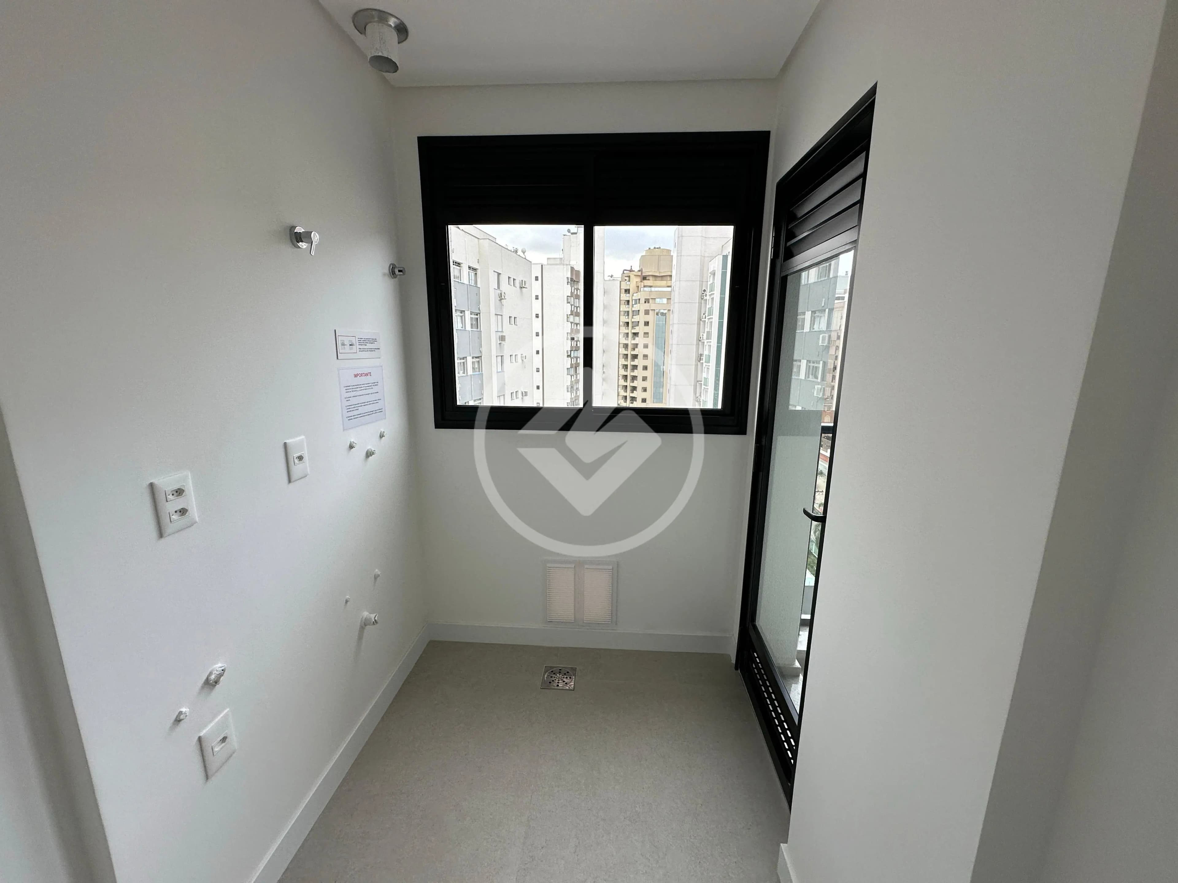 Apartamento com 3 quartos no Centro, foto 6 de 25