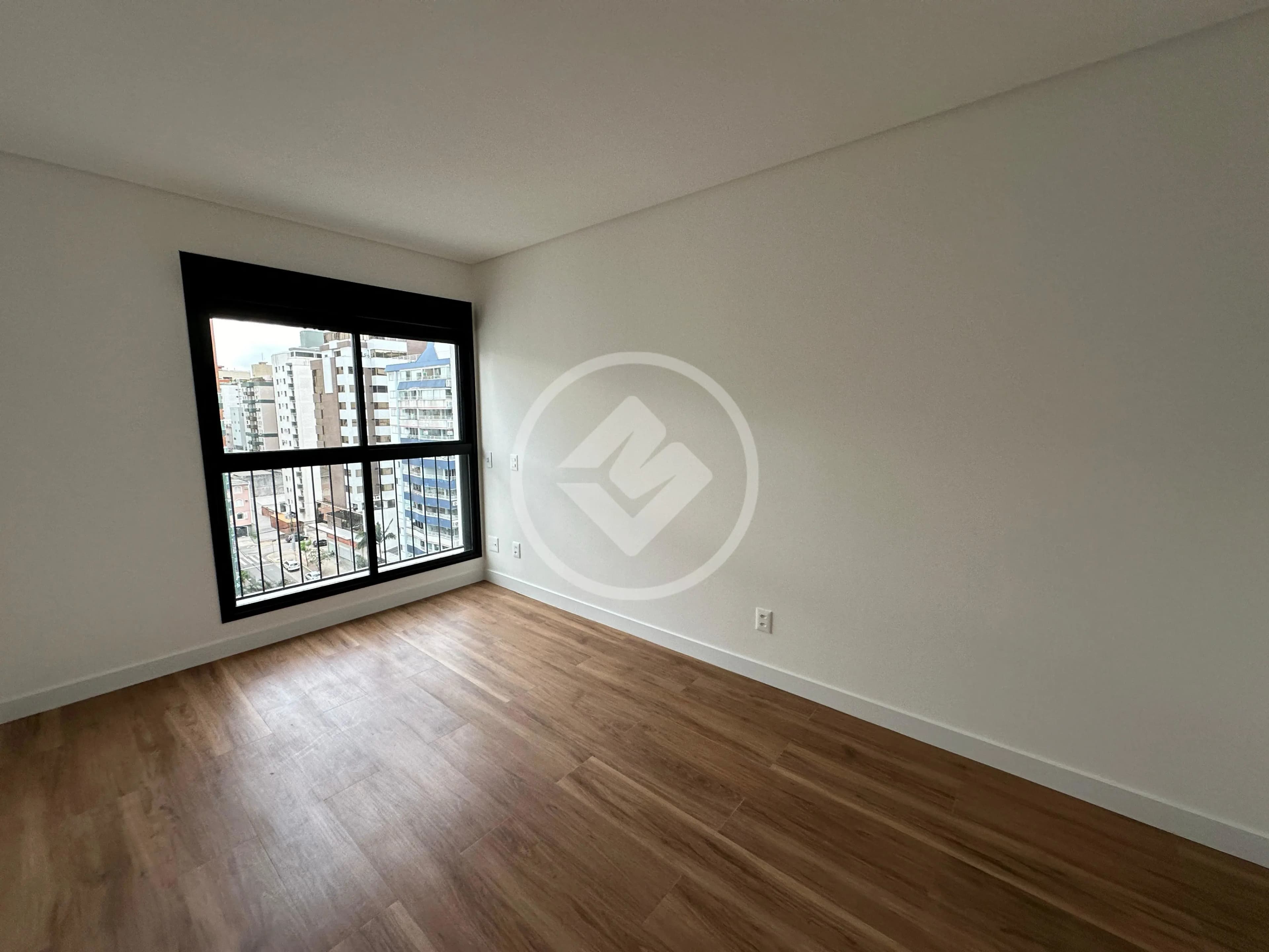 Apartamento com 3 quartos no Centro, foto 8 de 25