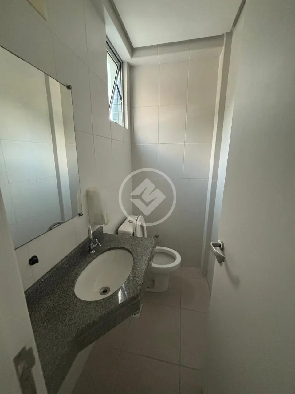 Sala comercial de 235 m² na Avenida Mauro Ramos, foto 6 de 15