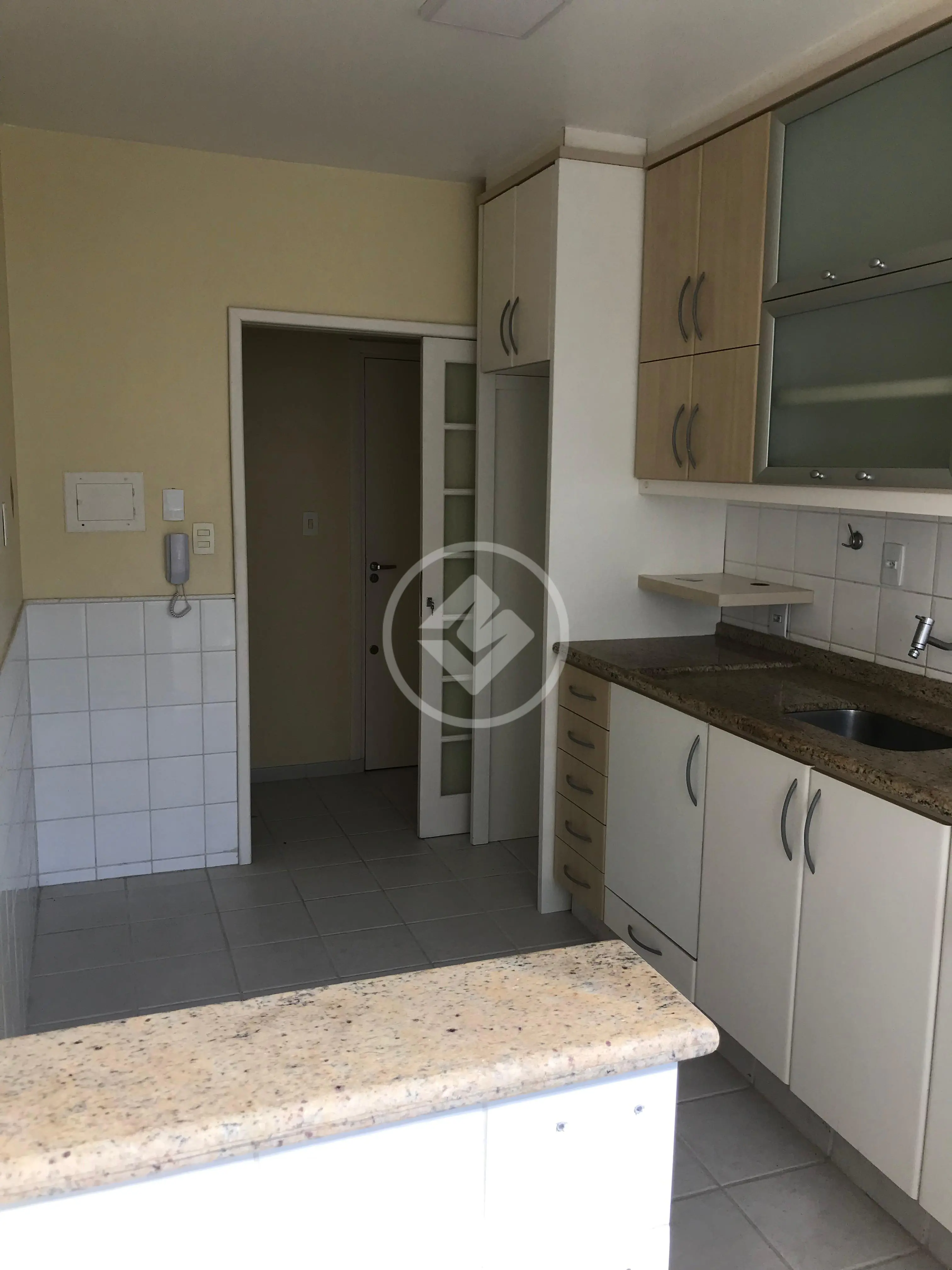 Apartamento com 2 quartos na Rua Tenente Silveira, foto 4 de 13