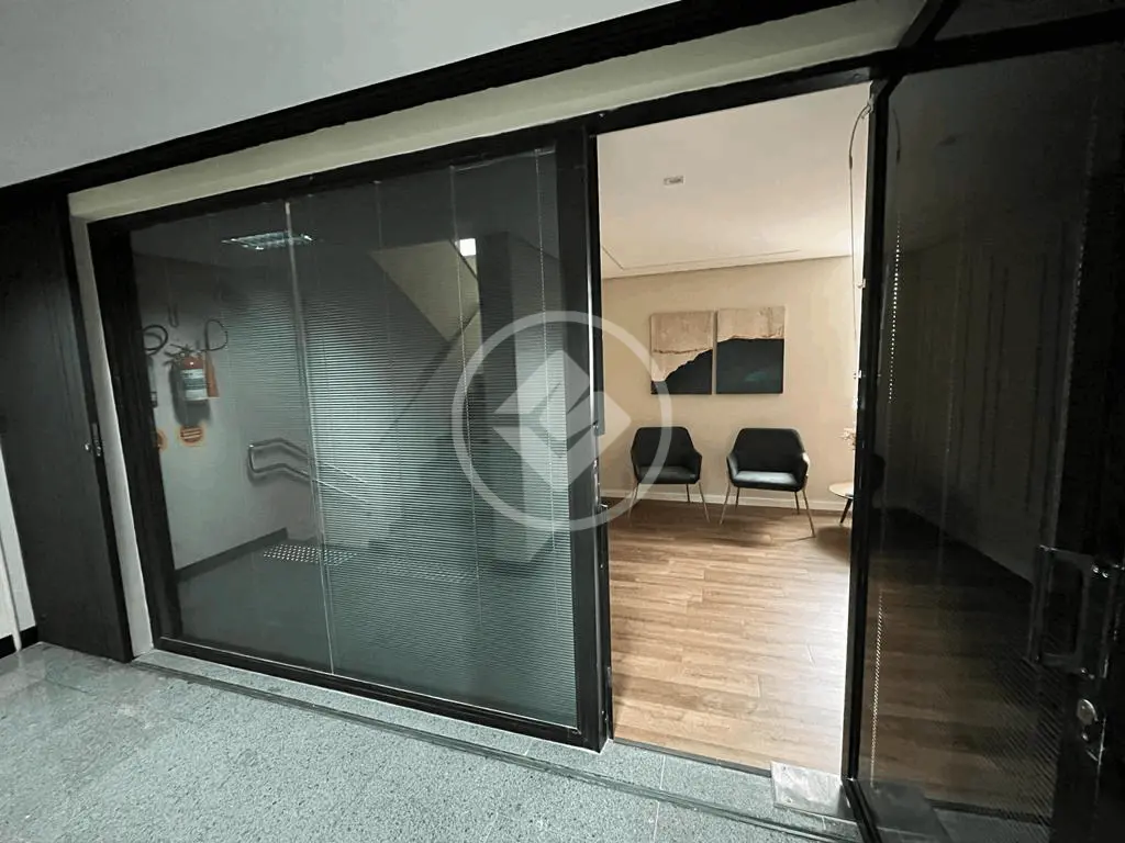 Sala comercial de 254,41 m² na Rua Jerônimo Coelho, foto 15 de 15