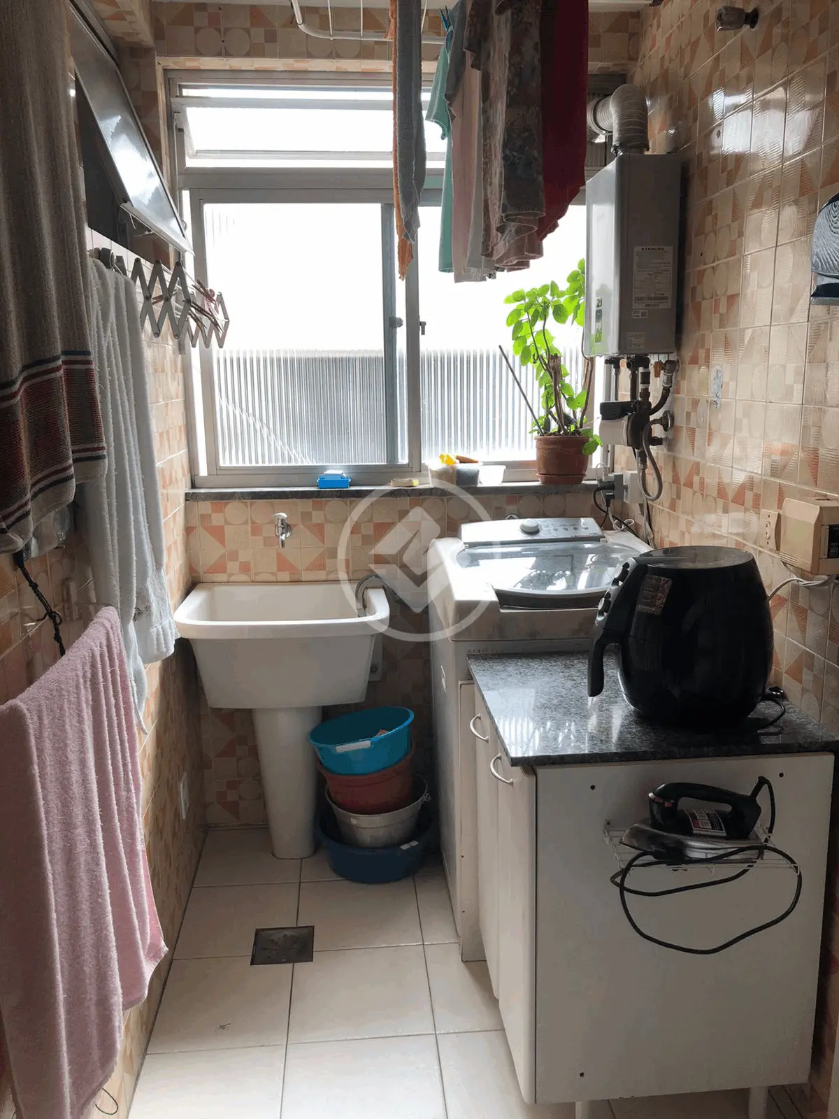 Apartamento com 3 quartos na Avenida Hercílio Luz, foto 4 de 9