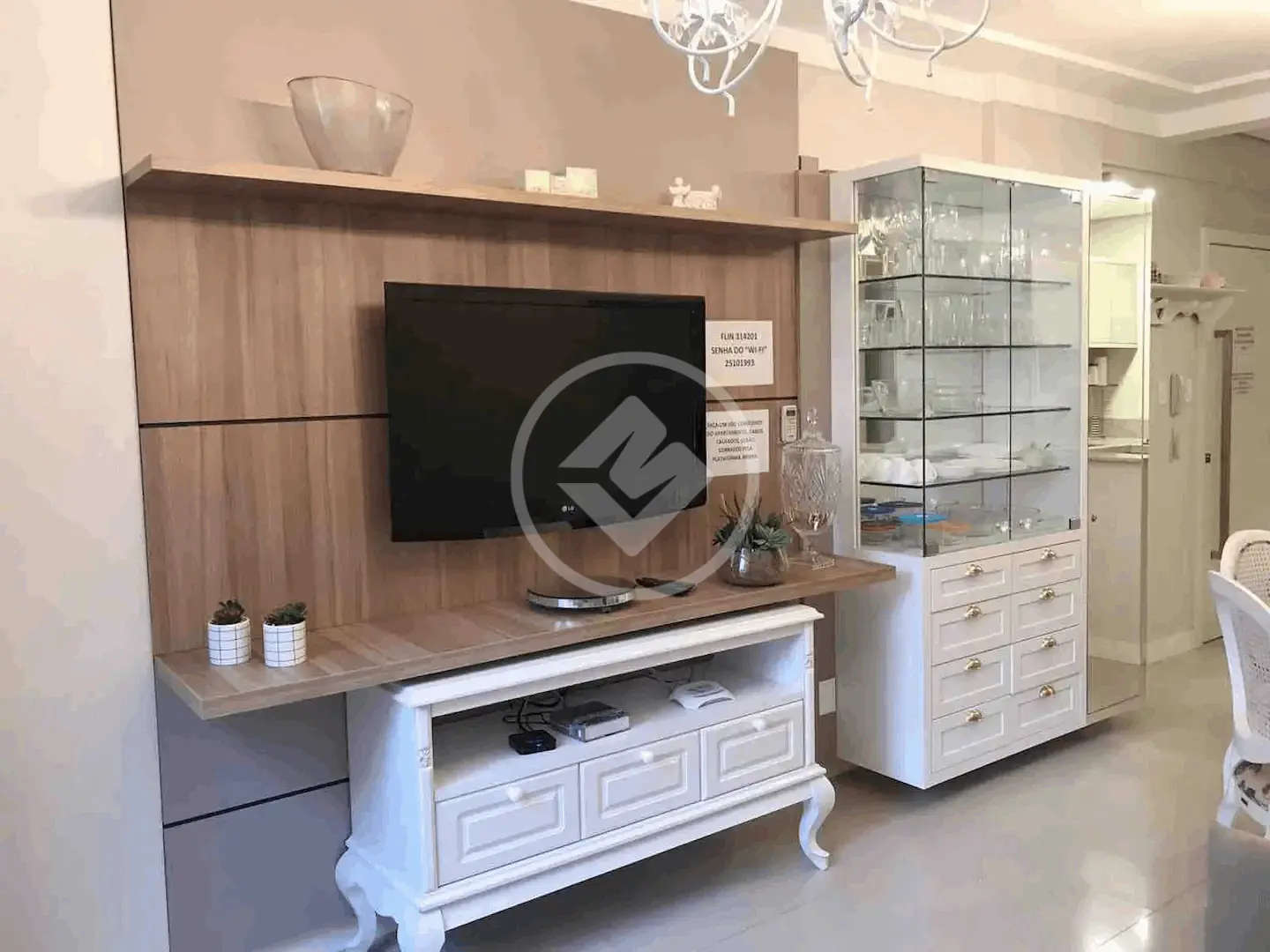 Apartamento com 2 quartos na Rua Anita Garibaldi, foto 2 de 22