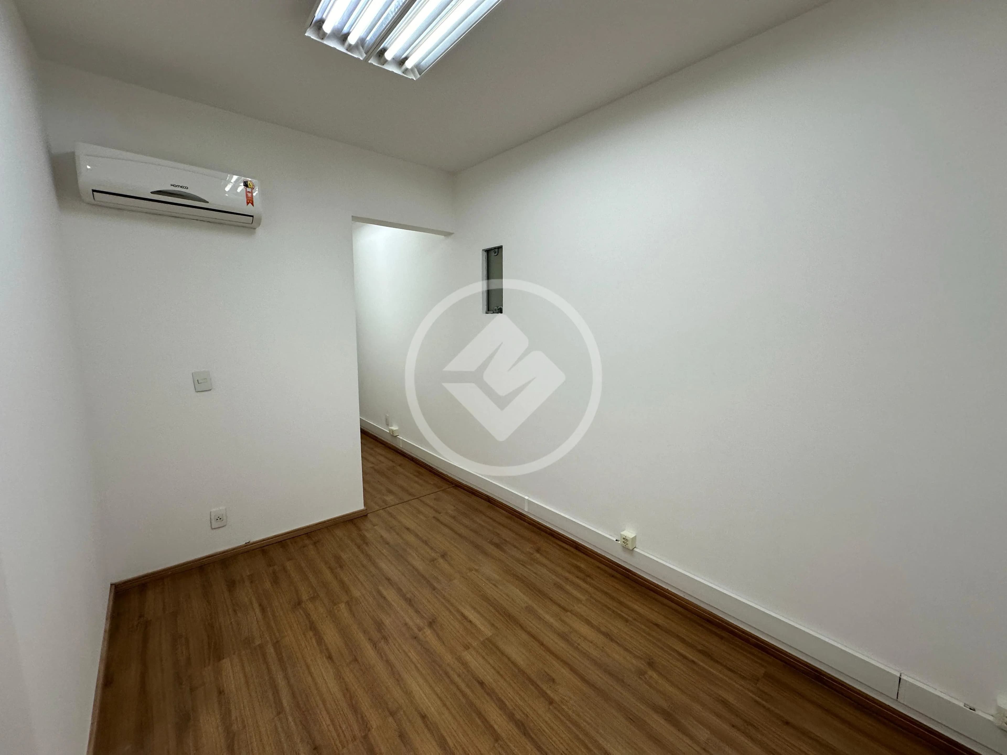 Sala comercial de 107,52 m² na Rua Saldanha Marinho, foto 2 de 14