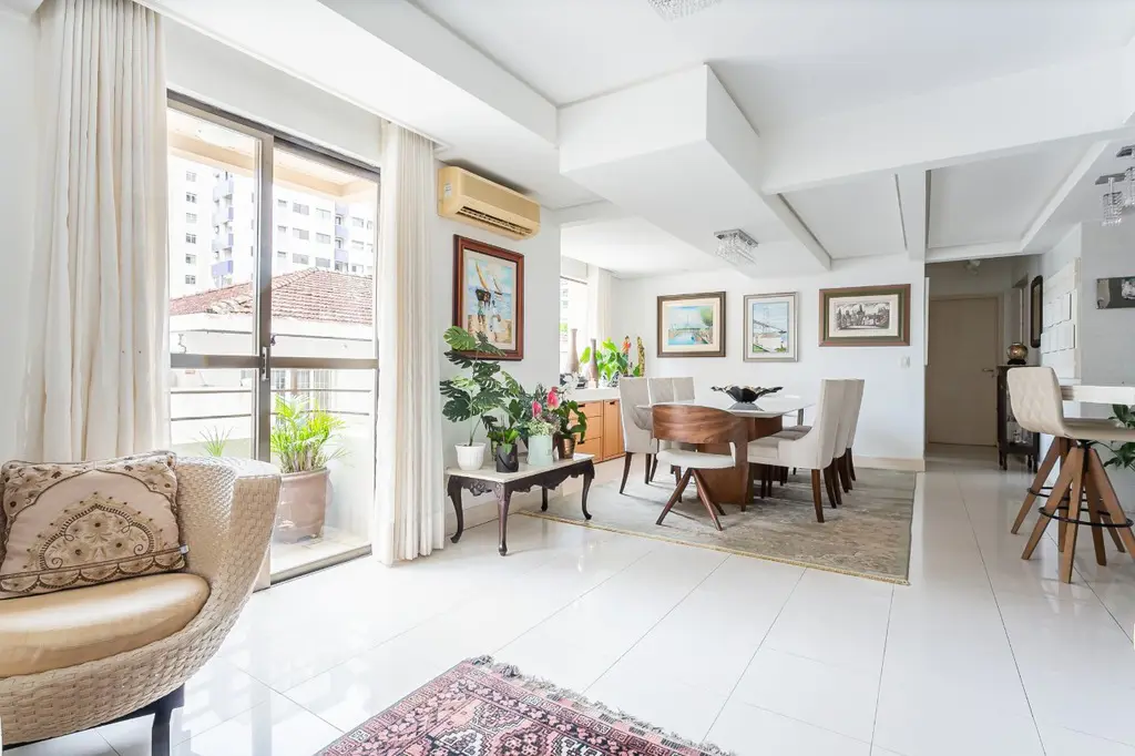 Apartamento com 2 quartos no Centro, foto 9 de 24