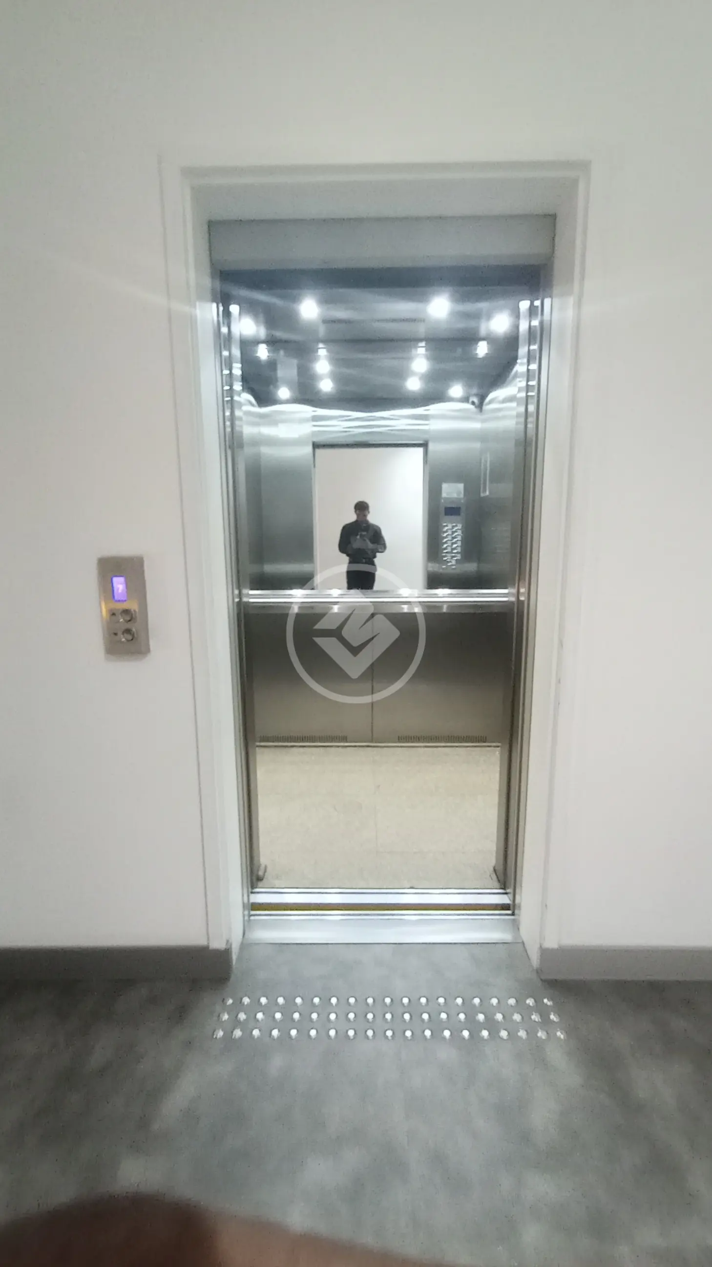 Sala comercial de 221 m² na Rua Martinho Calado, foto 8 de 25